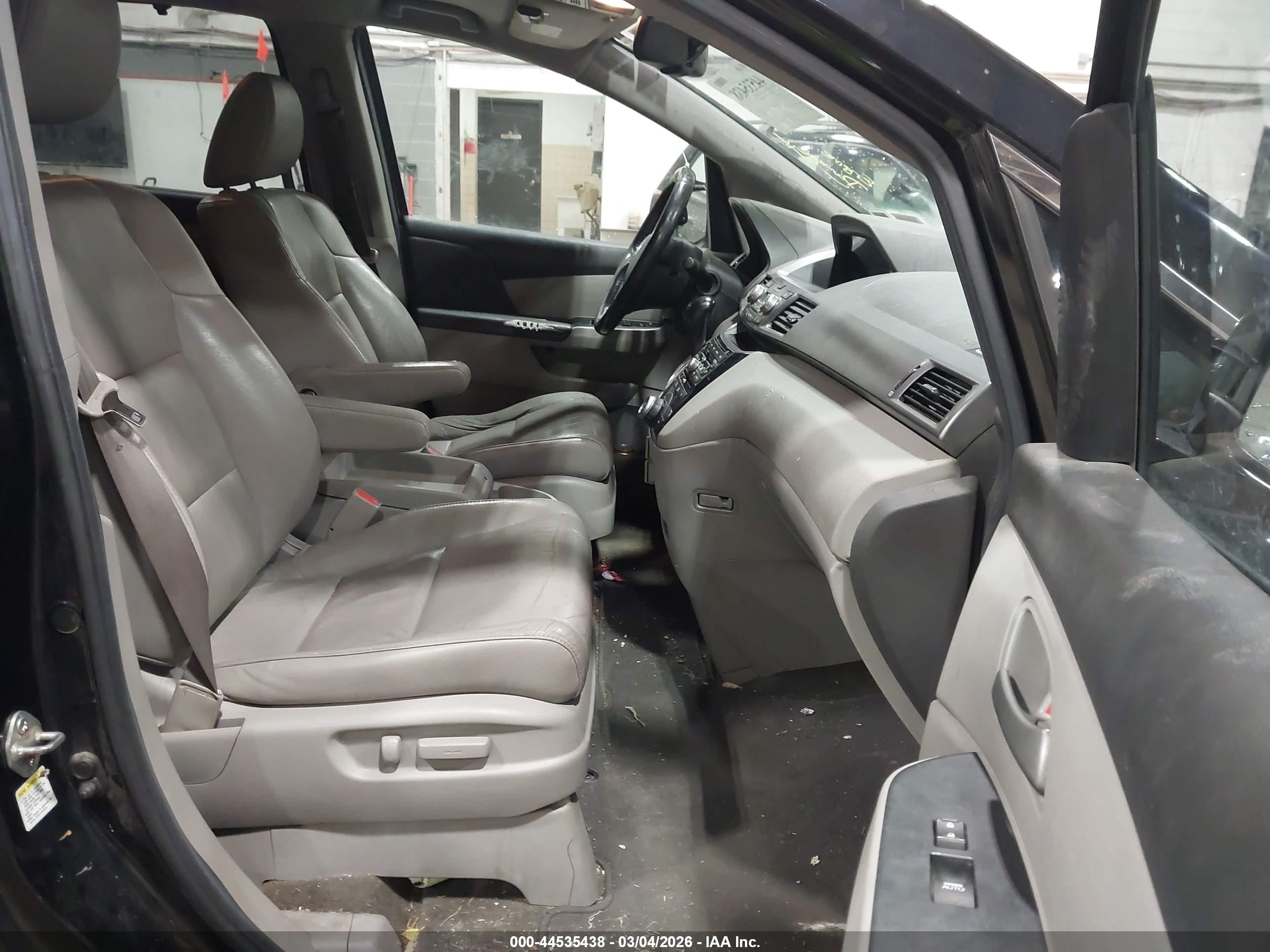 HONDA ODYSSEY image 5