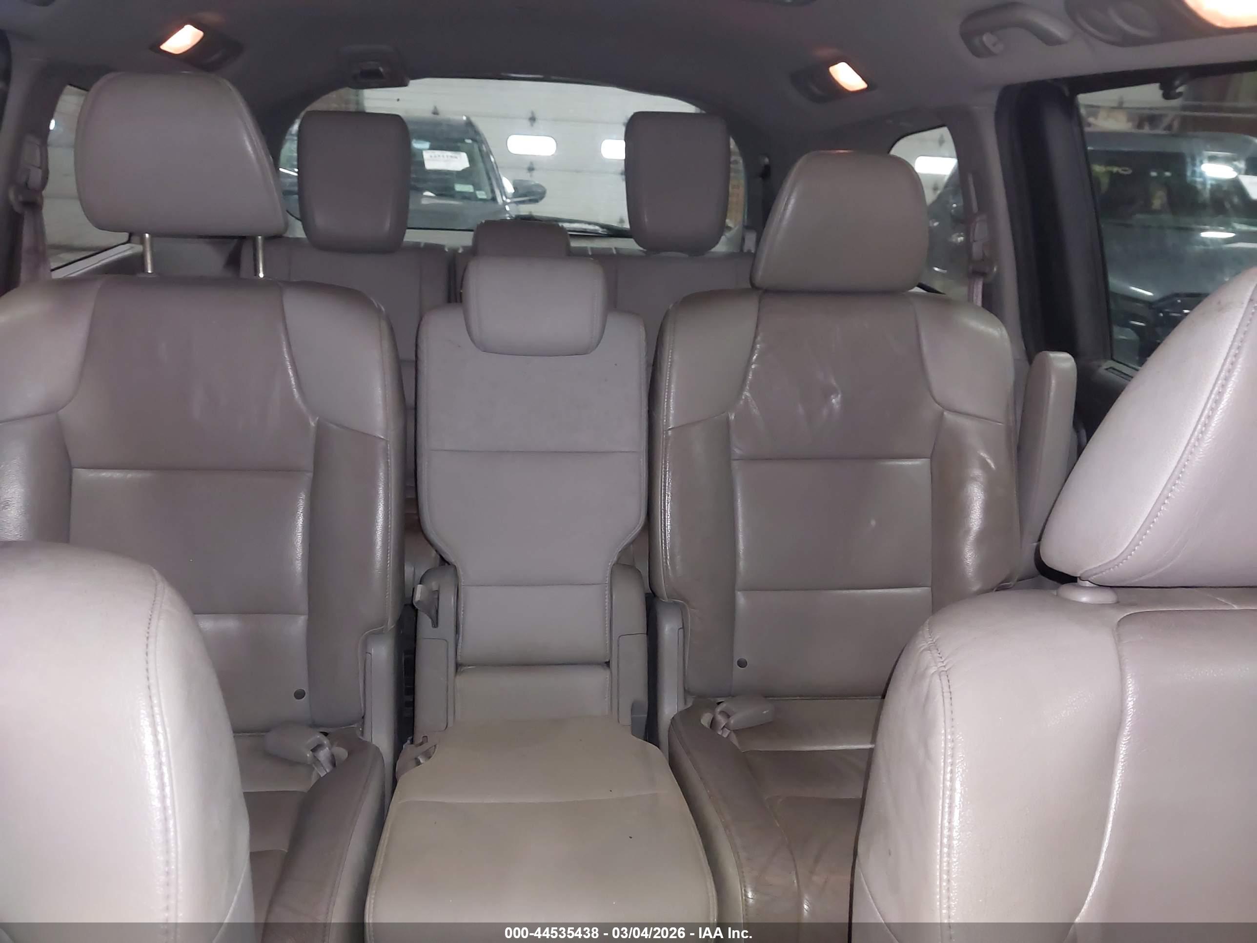 HONDA ODYSSEY image 8