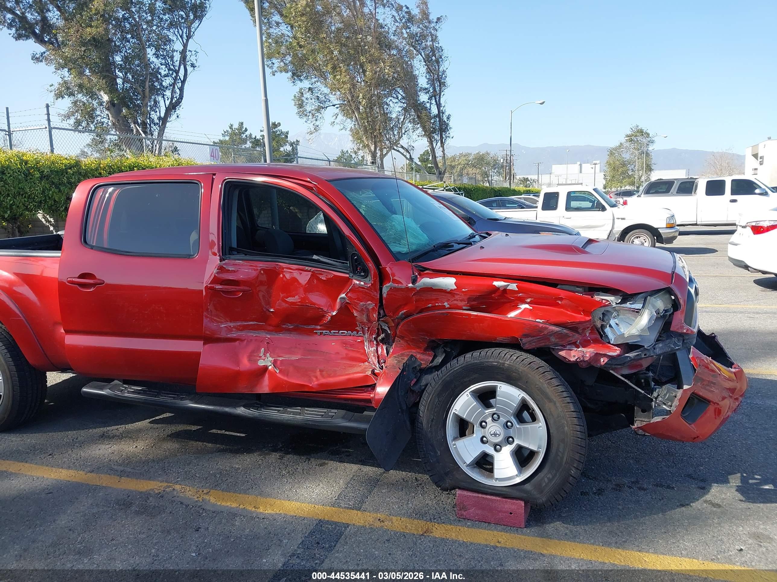 TOYOTA TACOMA image 6