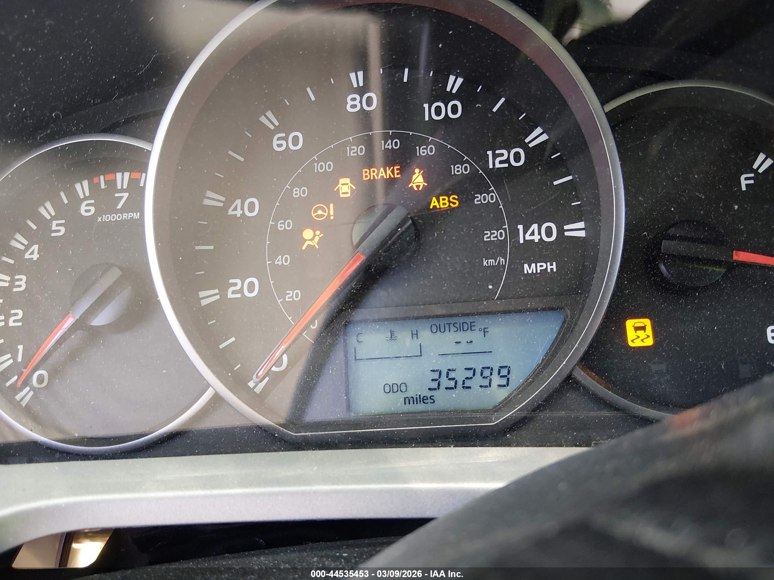 TOYOTA RAV4 image 7