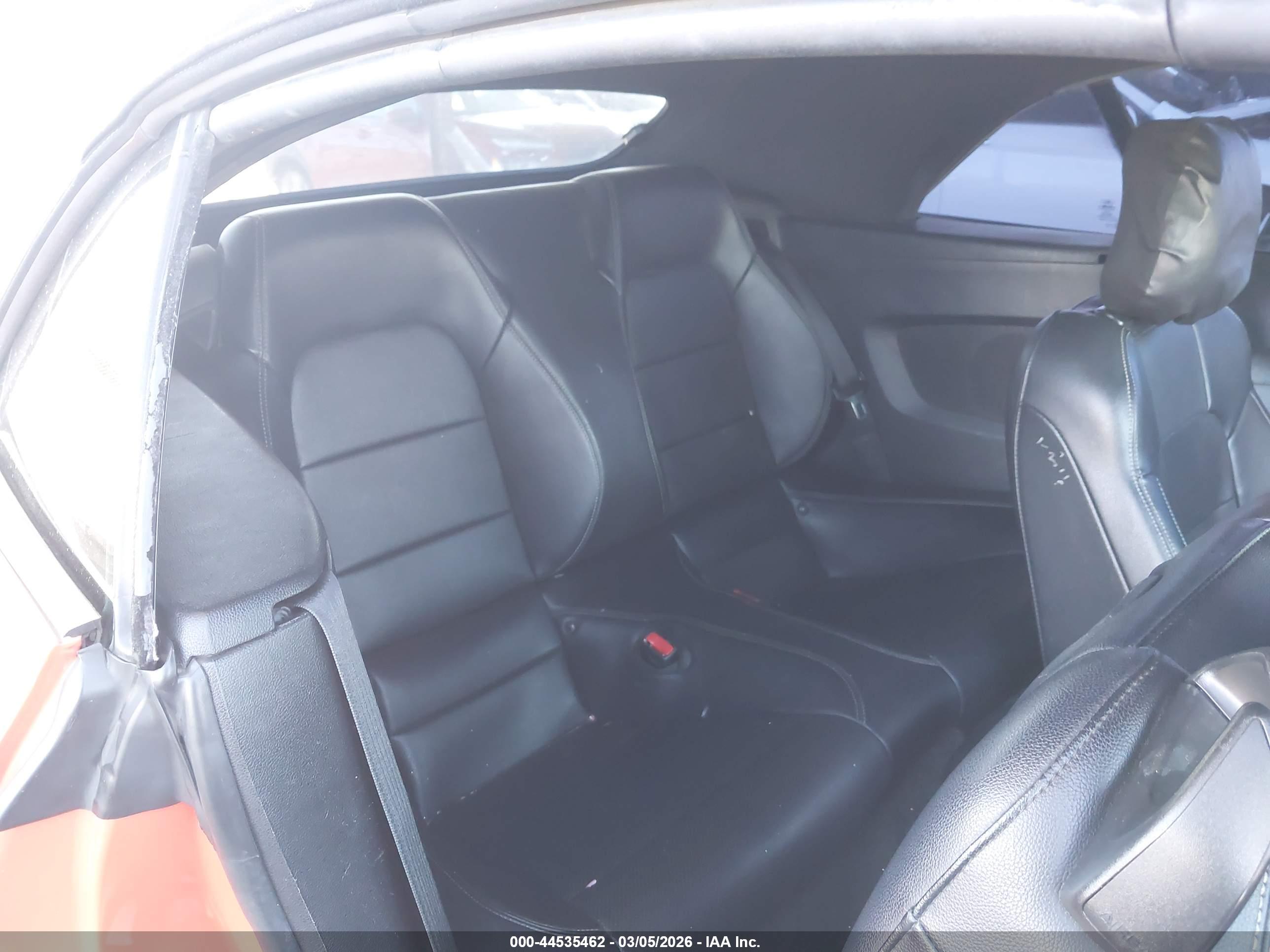 FORD MUSTANG image 8