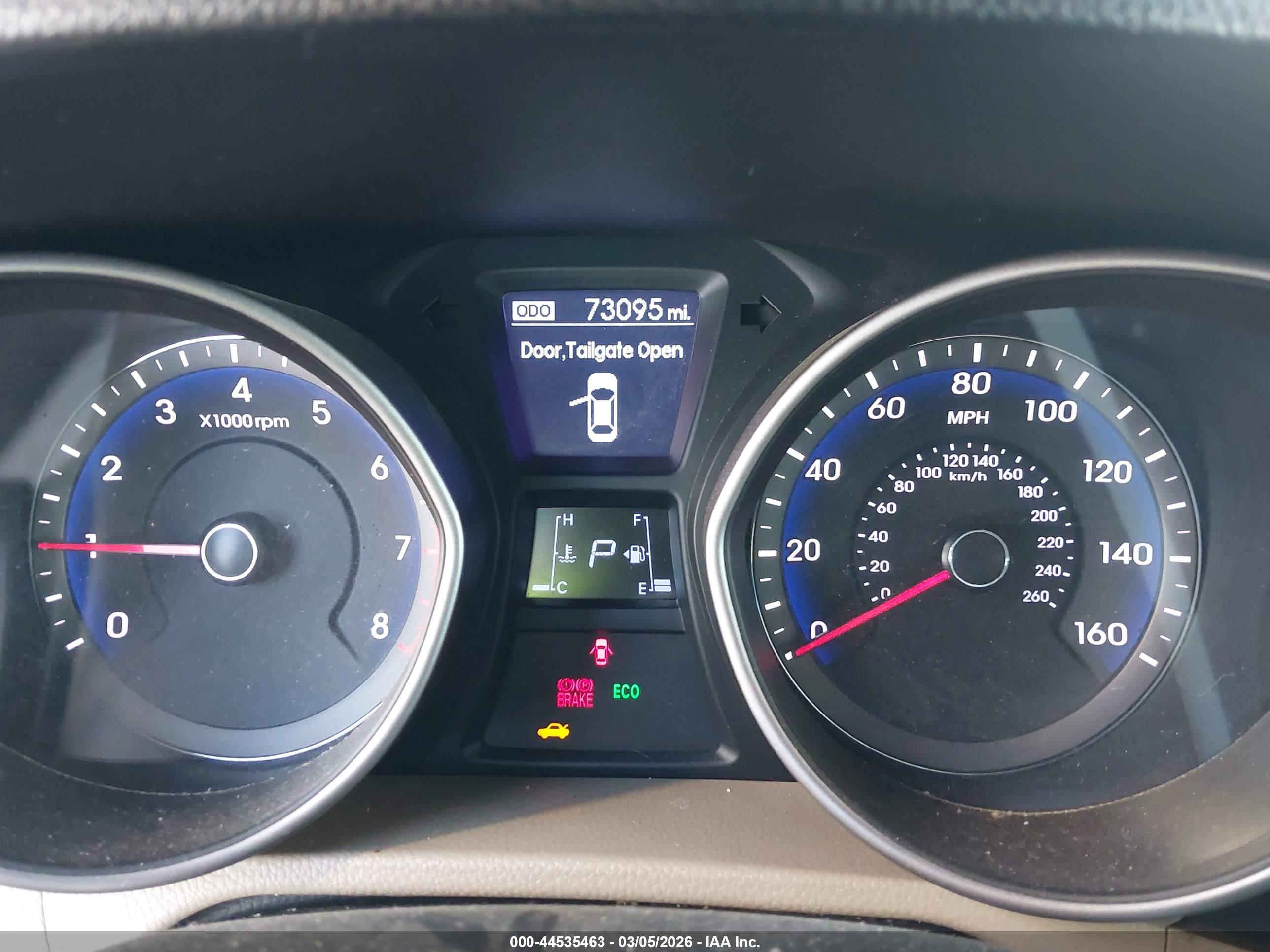 HYUNDAI ELANTRA image 7