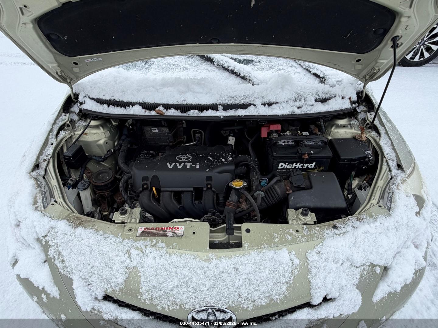 TOYOTA YARIS image 10