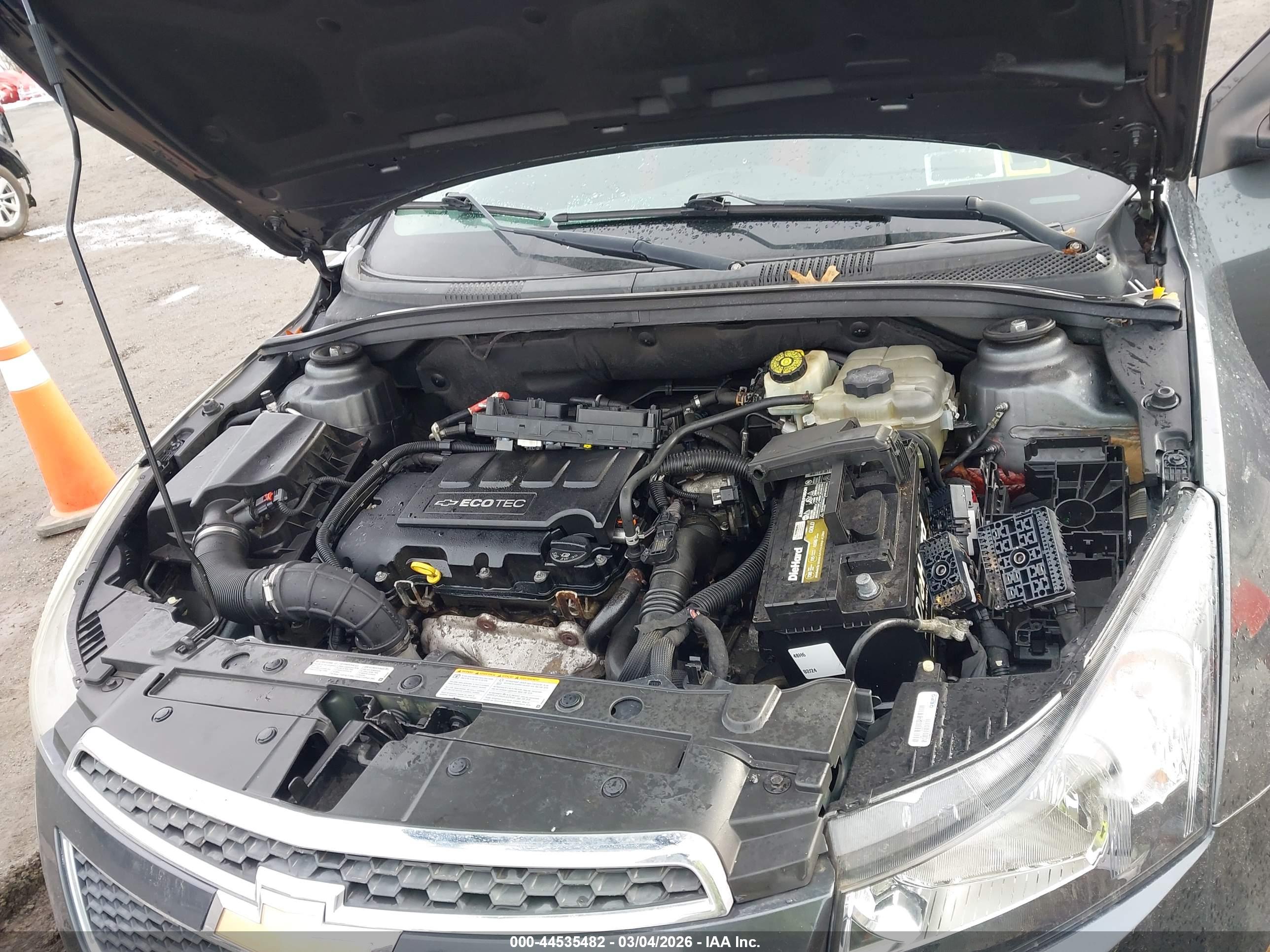 CHEVROLET CRUZE image 10