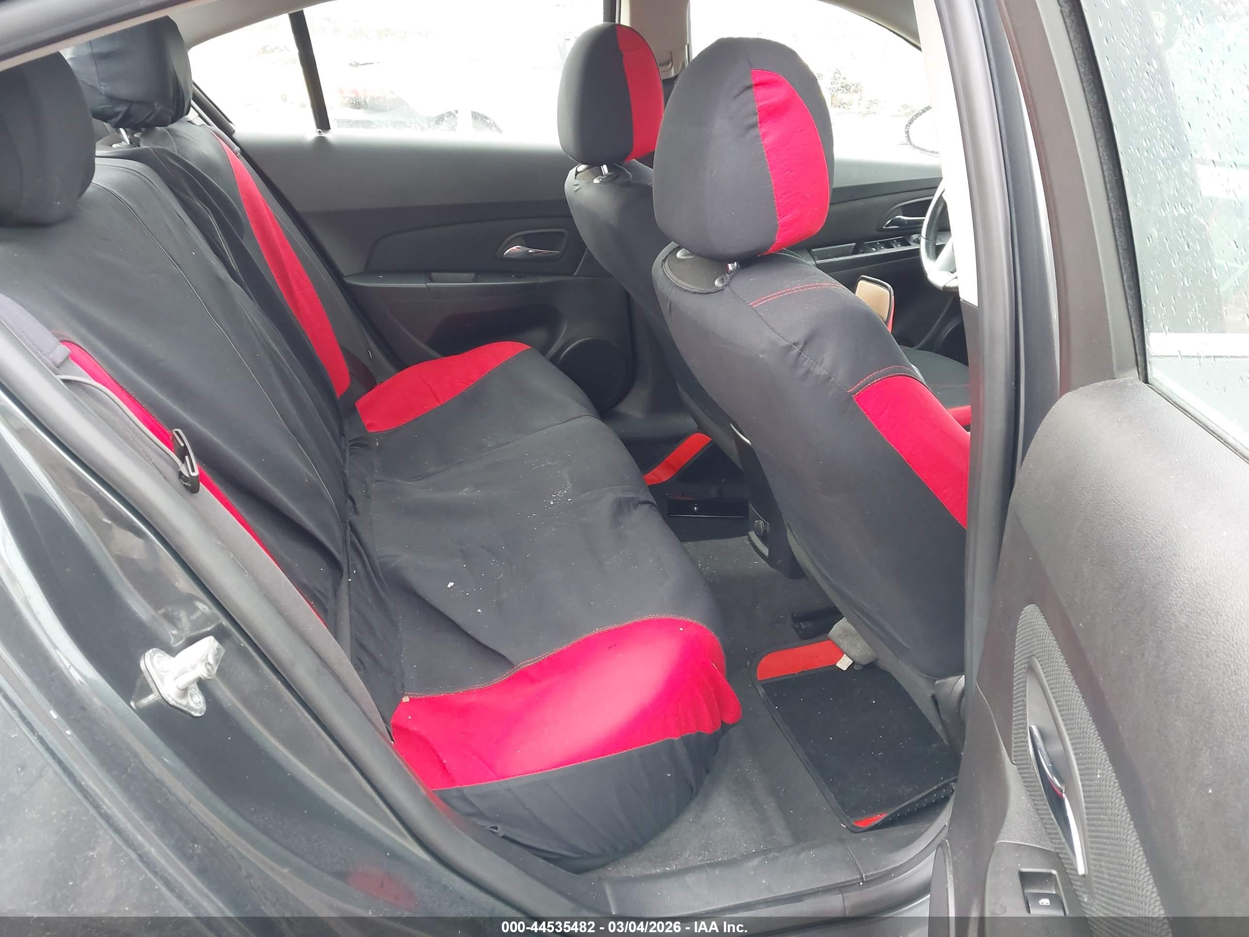 CHEVROLET CRUZE image 8