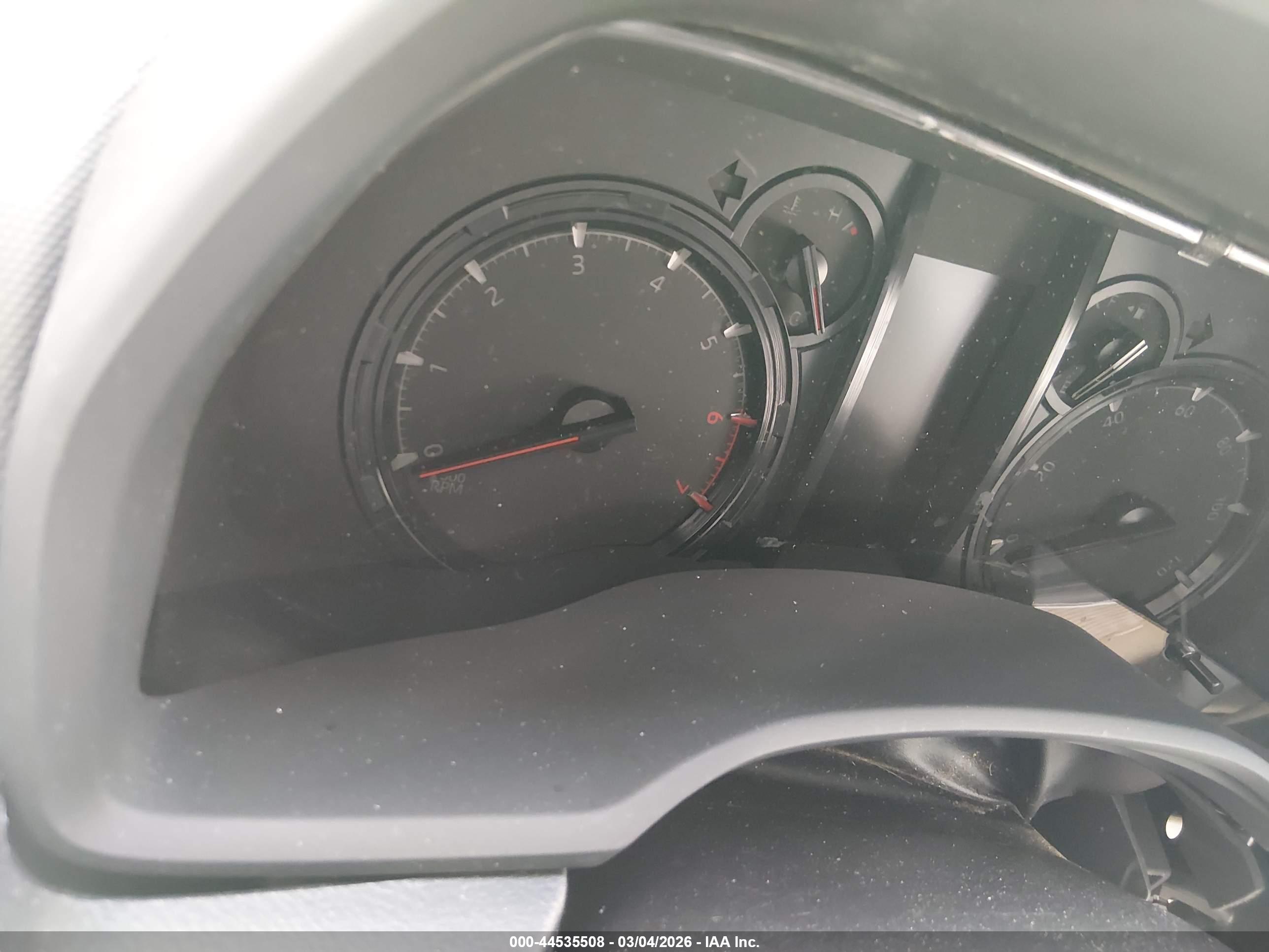 TOYOTA 4RUNNER image 7