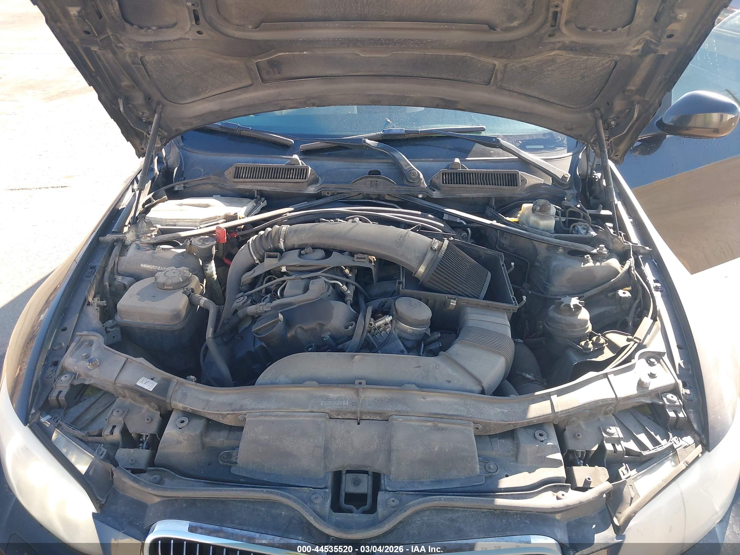 BMW 335I image 10