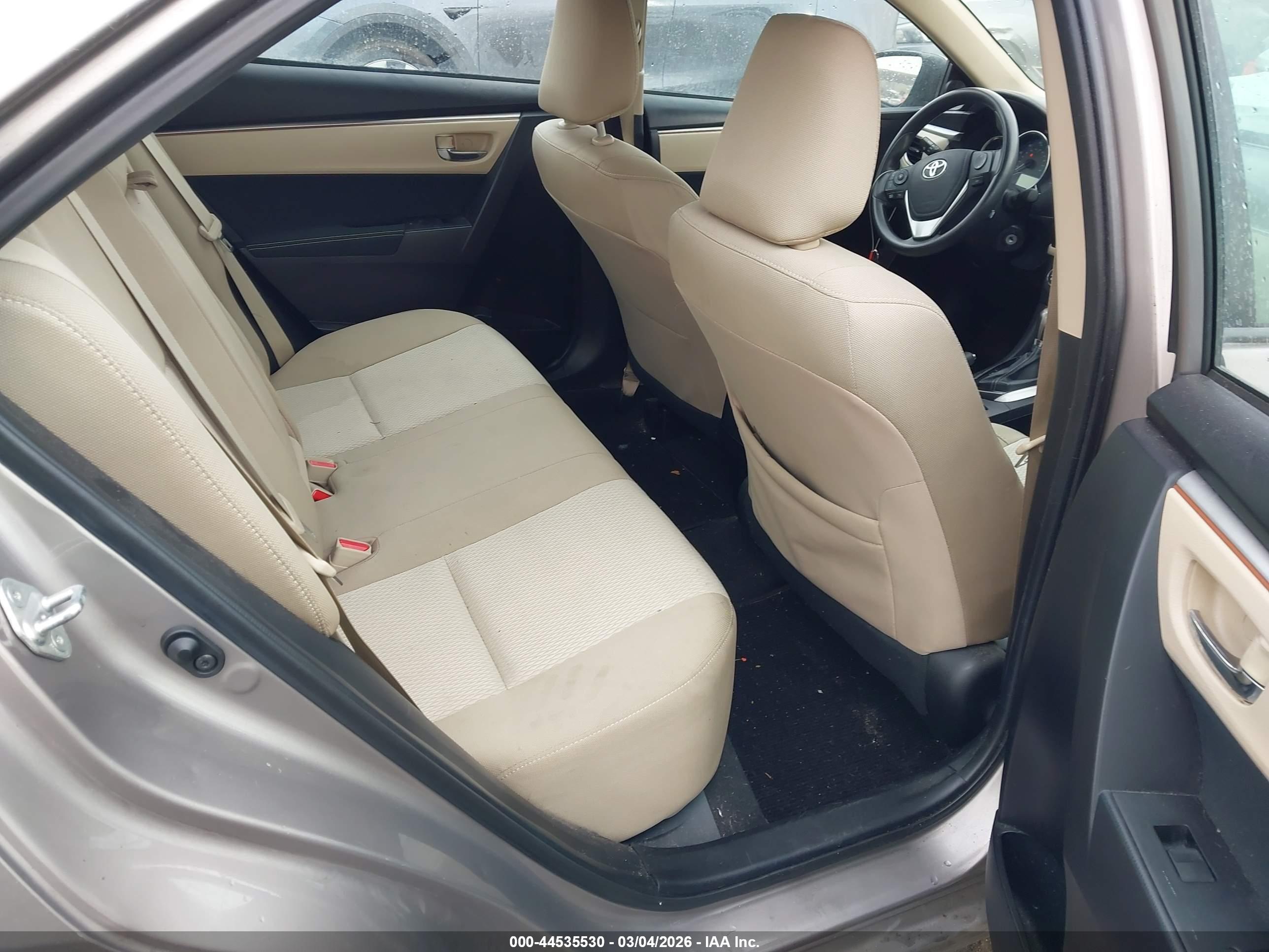 TOYOTA COROLLA image 8