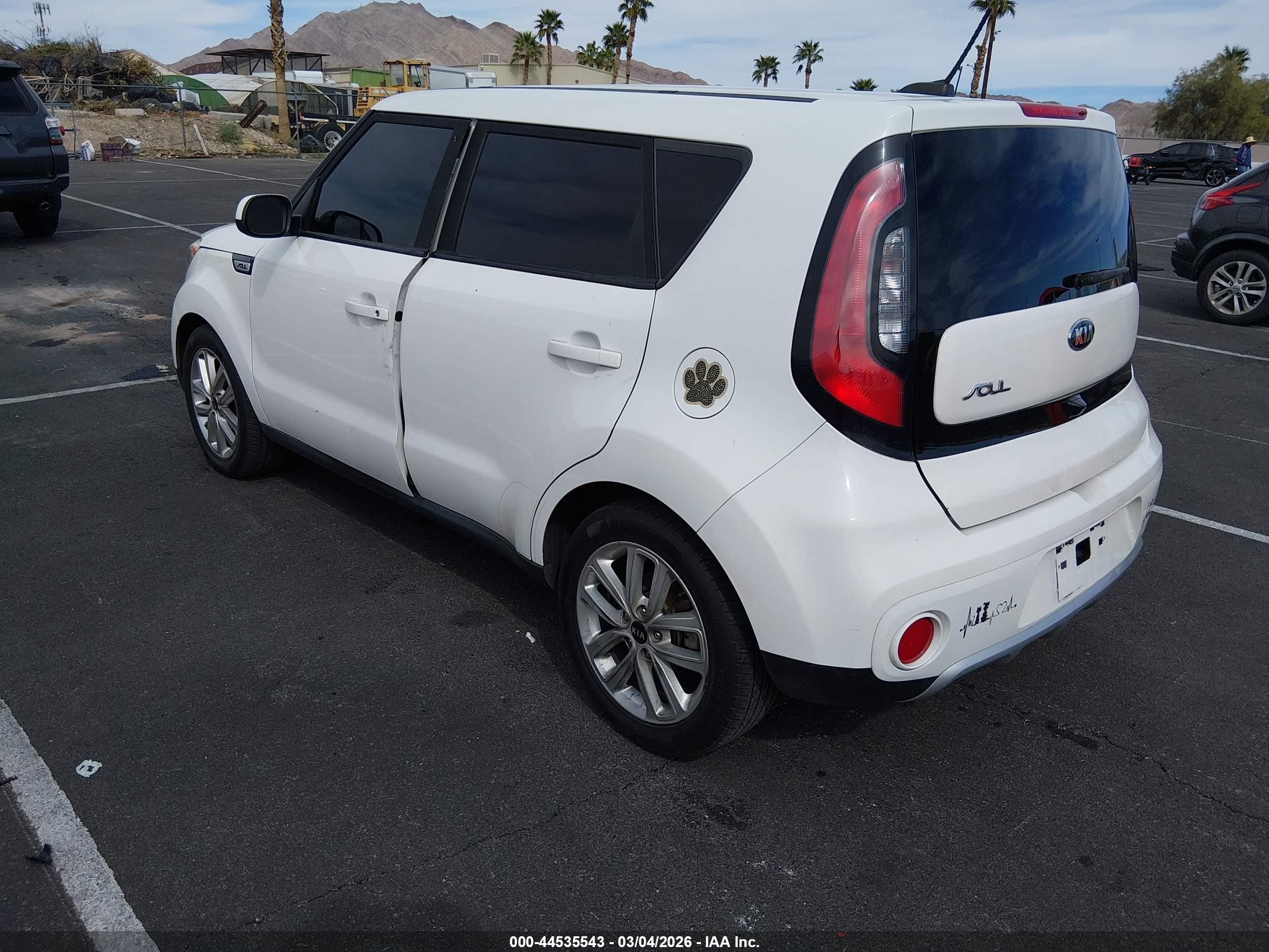 KIA SOUL image 3