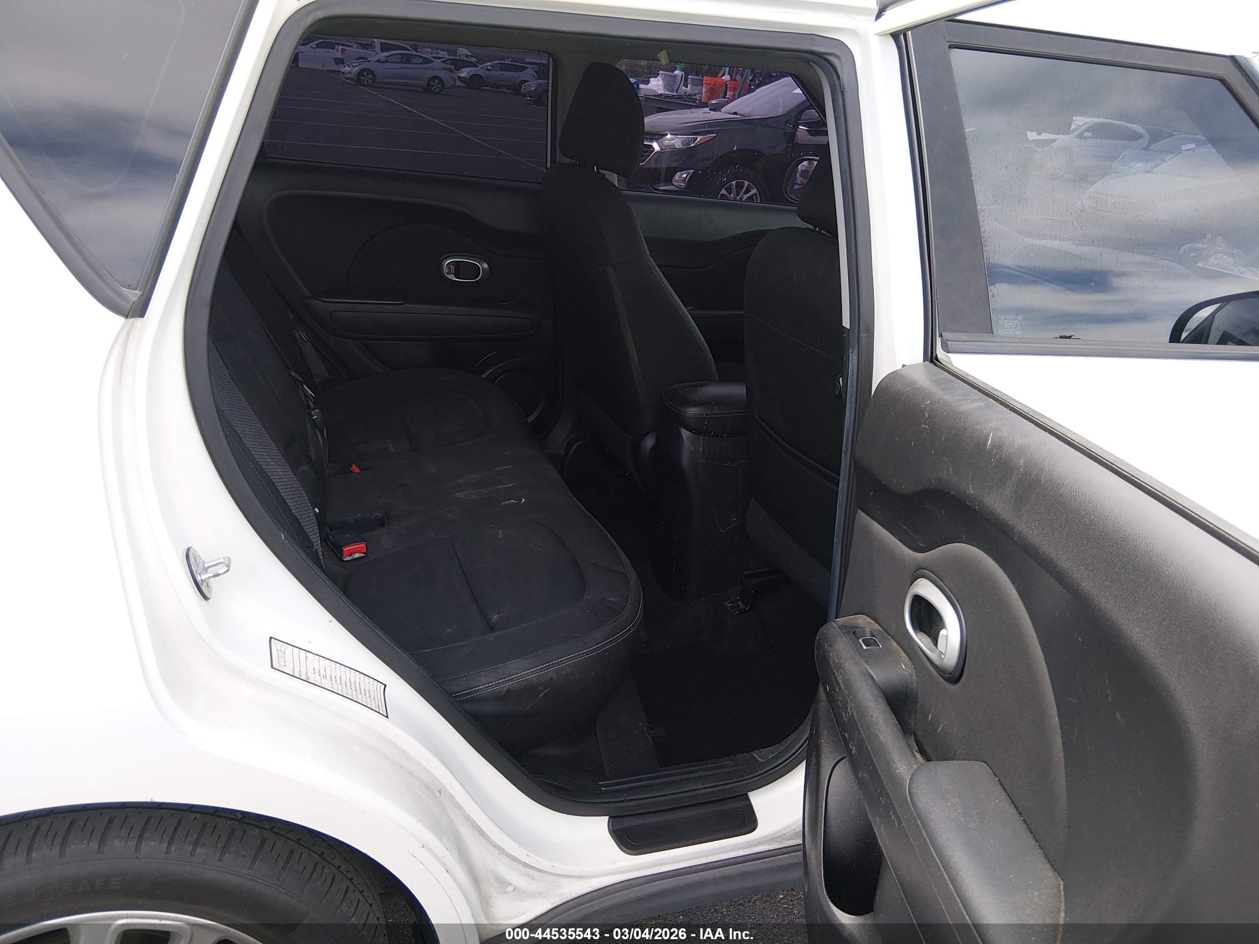KIA SOUL image 8