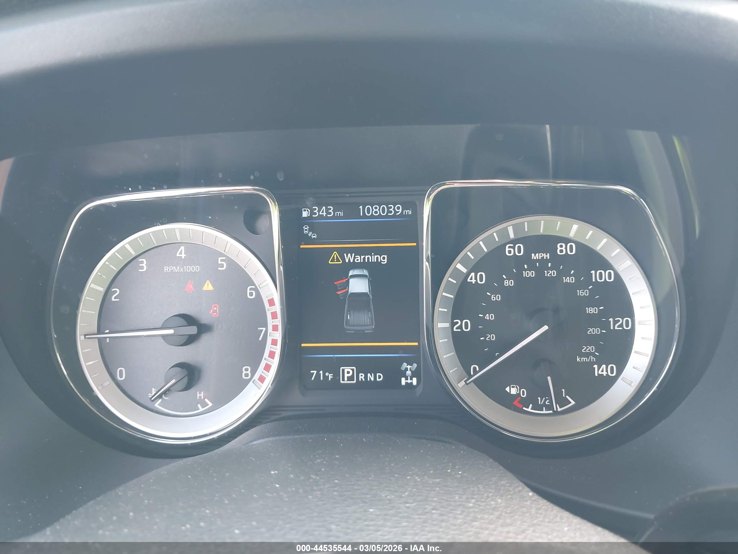 NISSAN TITAN image 7
