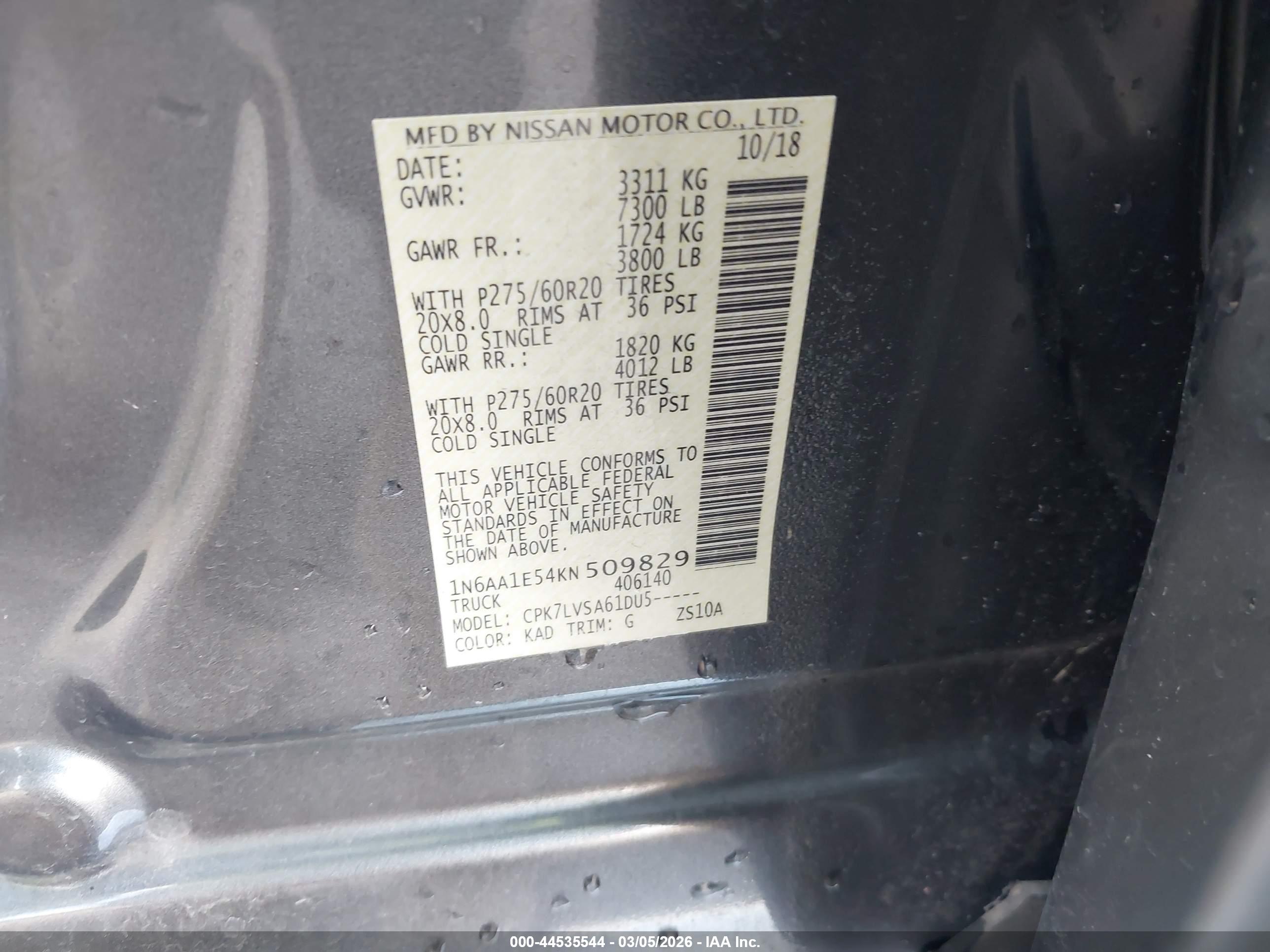 NISSAN TITAN image 9