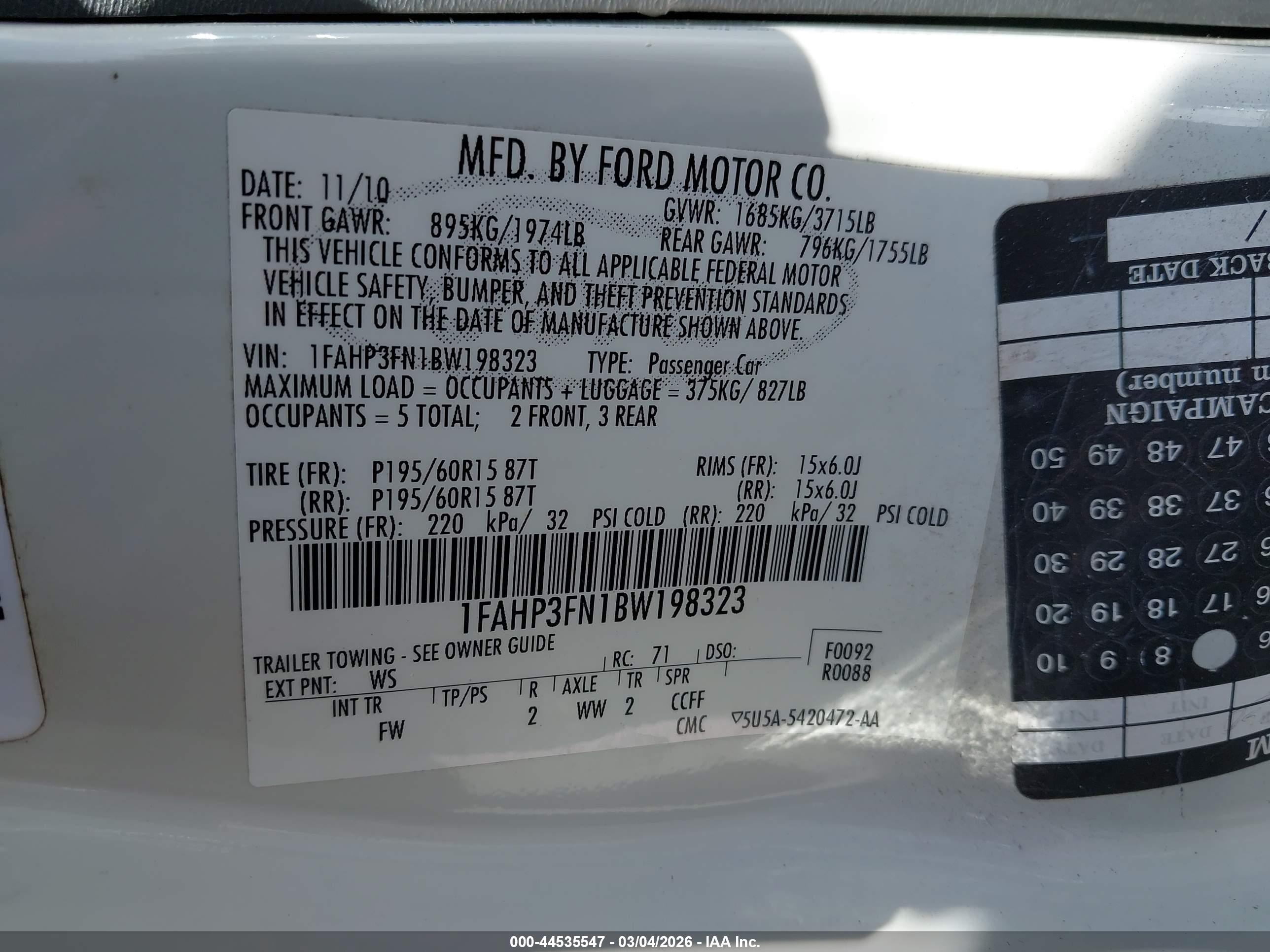 FORD FOCUS image 9