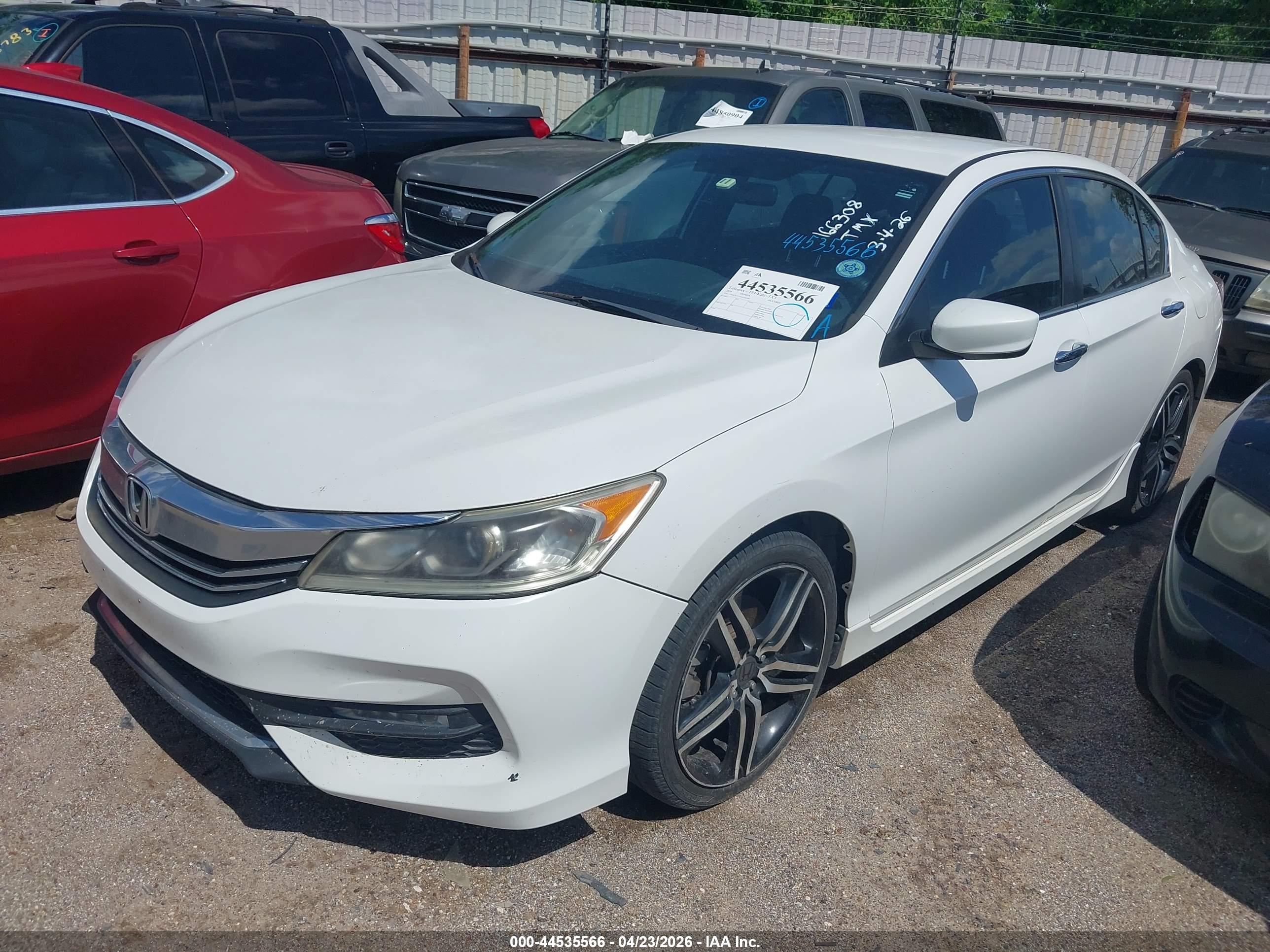 HONDA ACCORD image 2