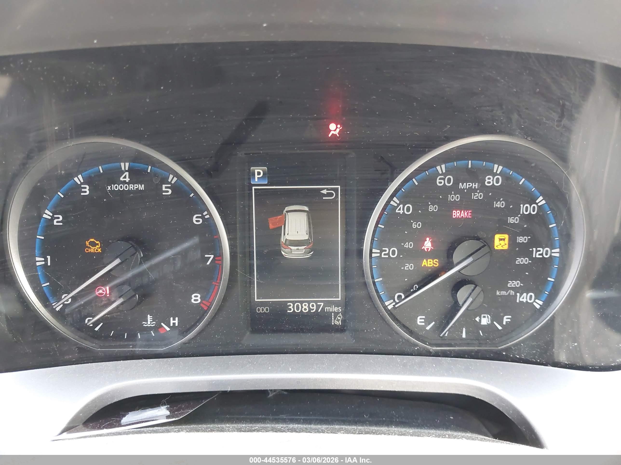 TOYOTA RAV4 image 7