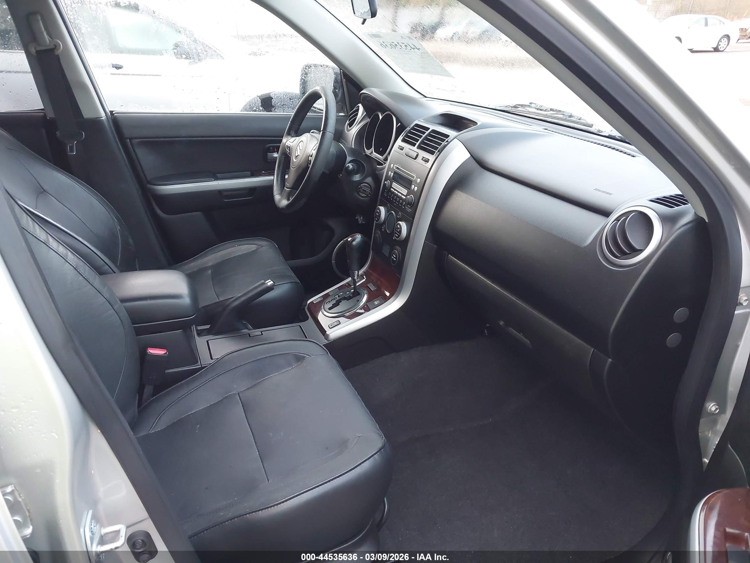 SUZUKI GRAND image 5