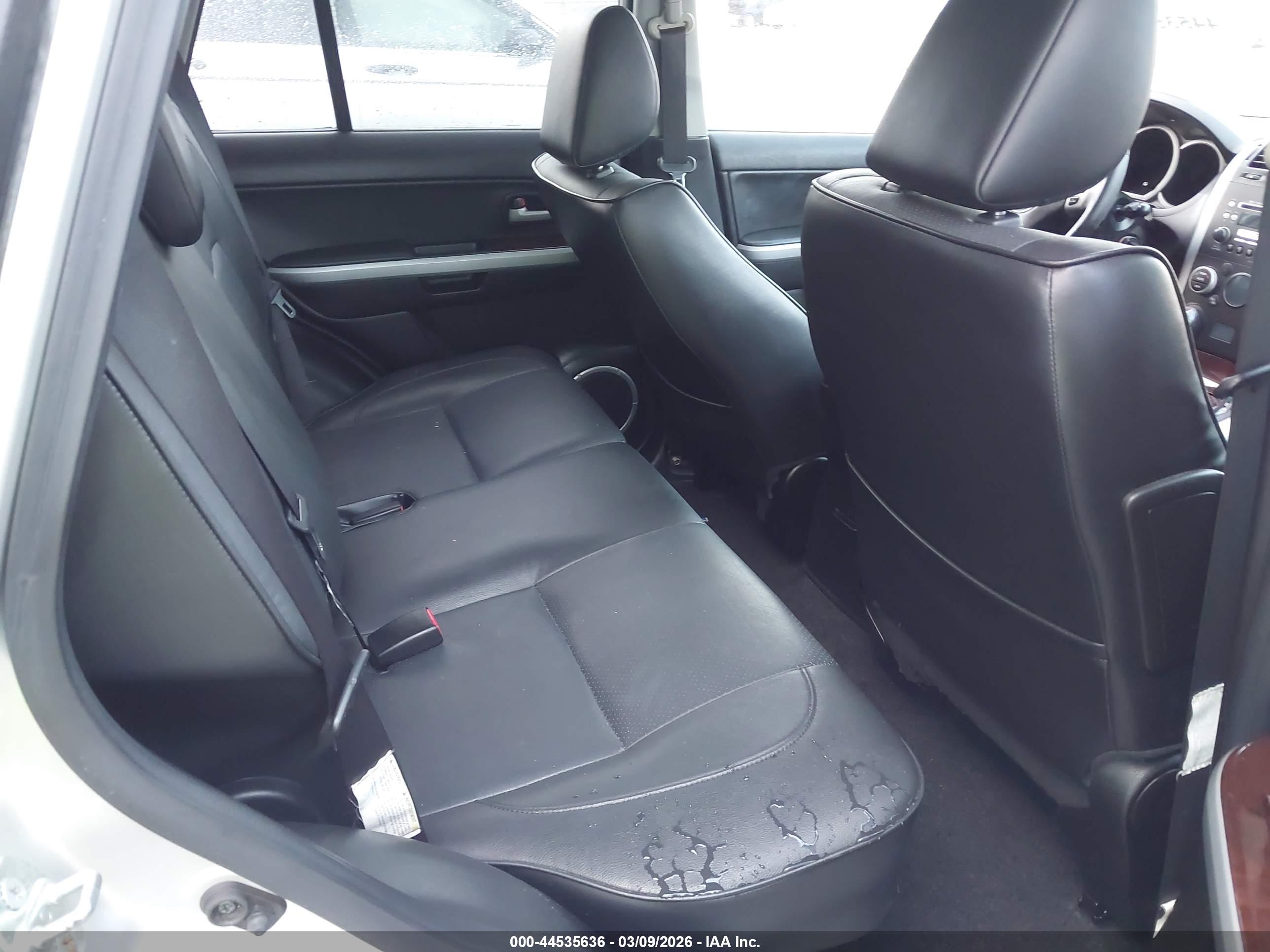 SUZUKI GRAND image 8