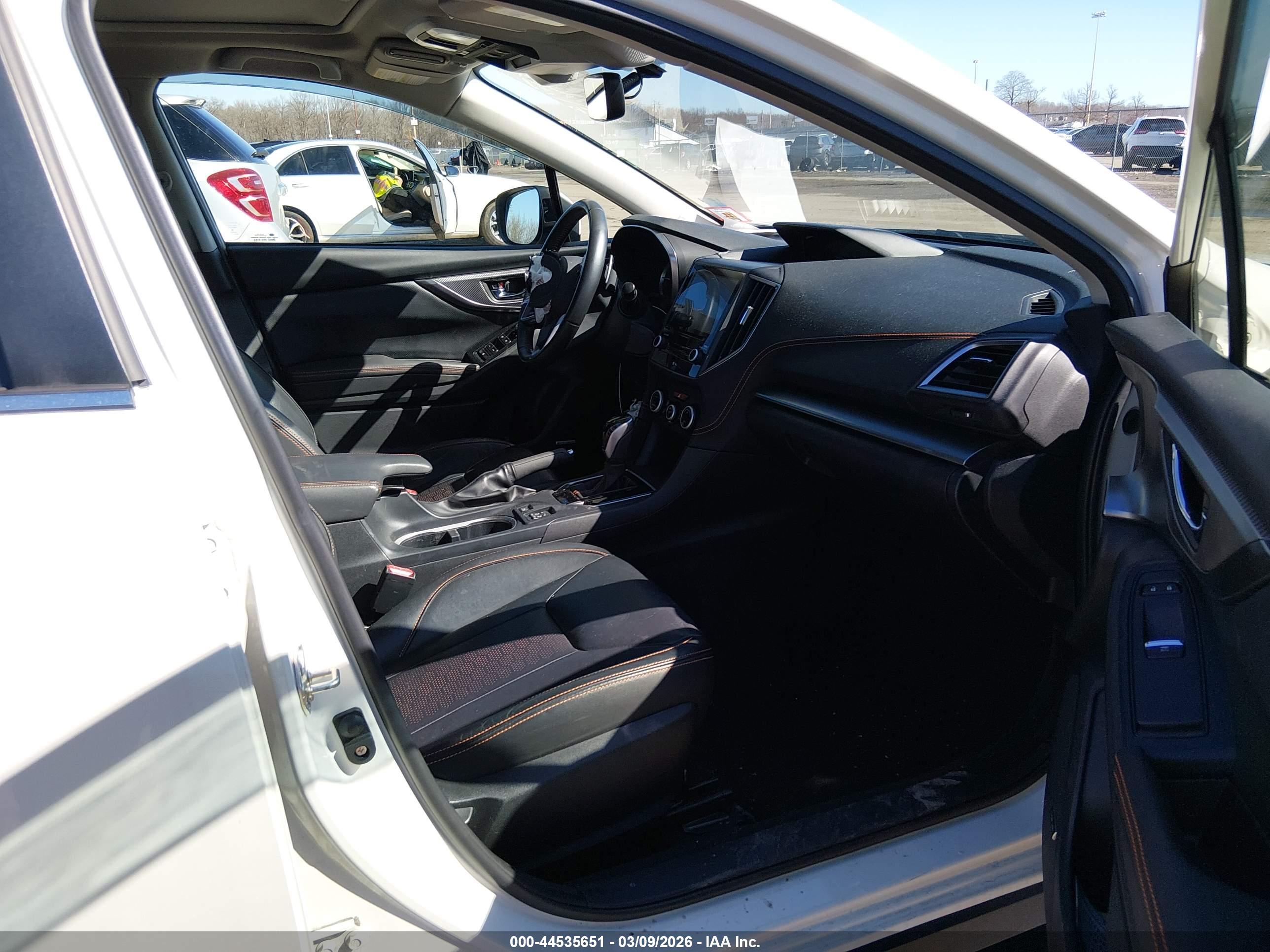 SUBARU CROSSTREK image 5