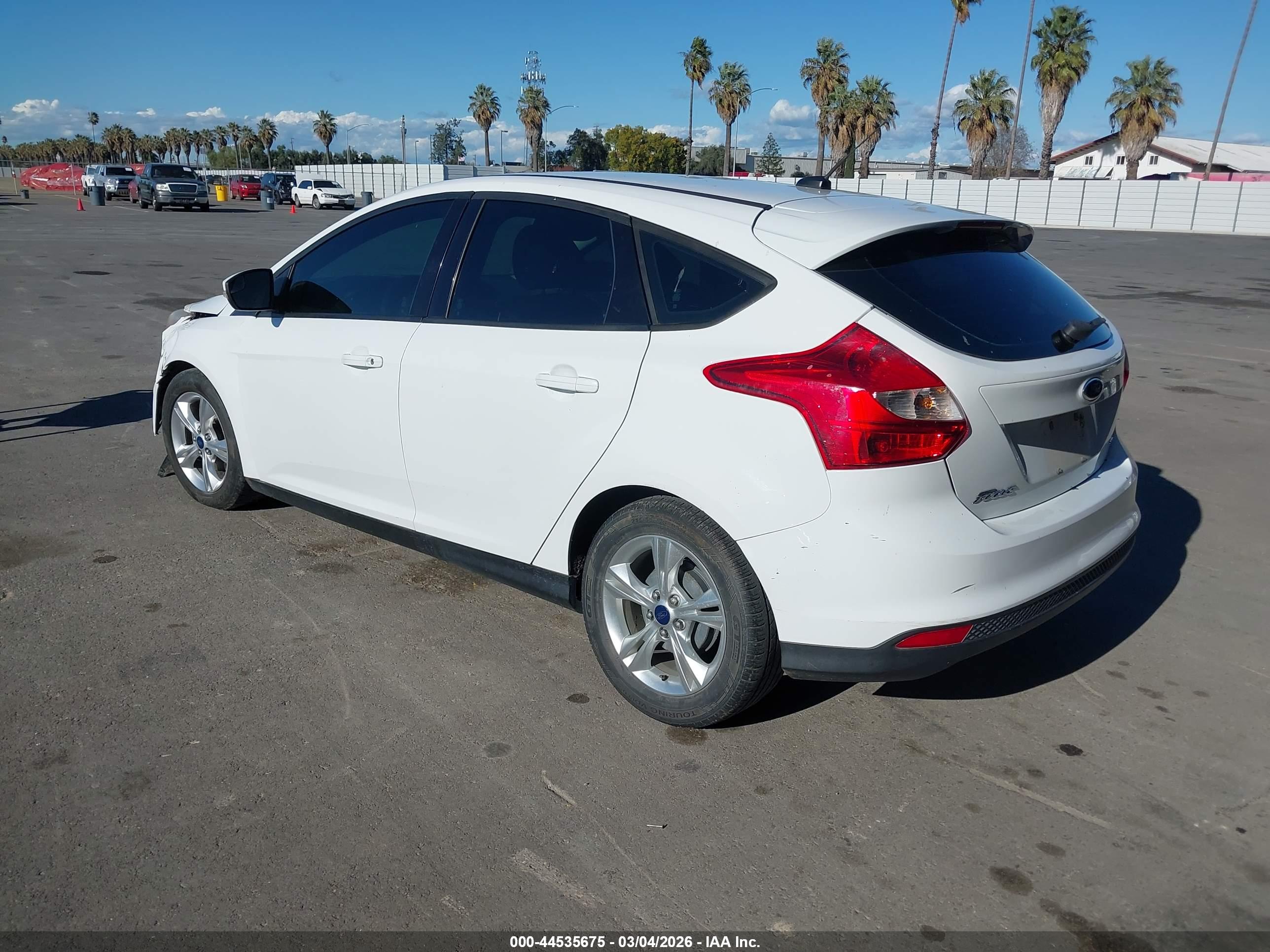 FORD FOCUS image 3