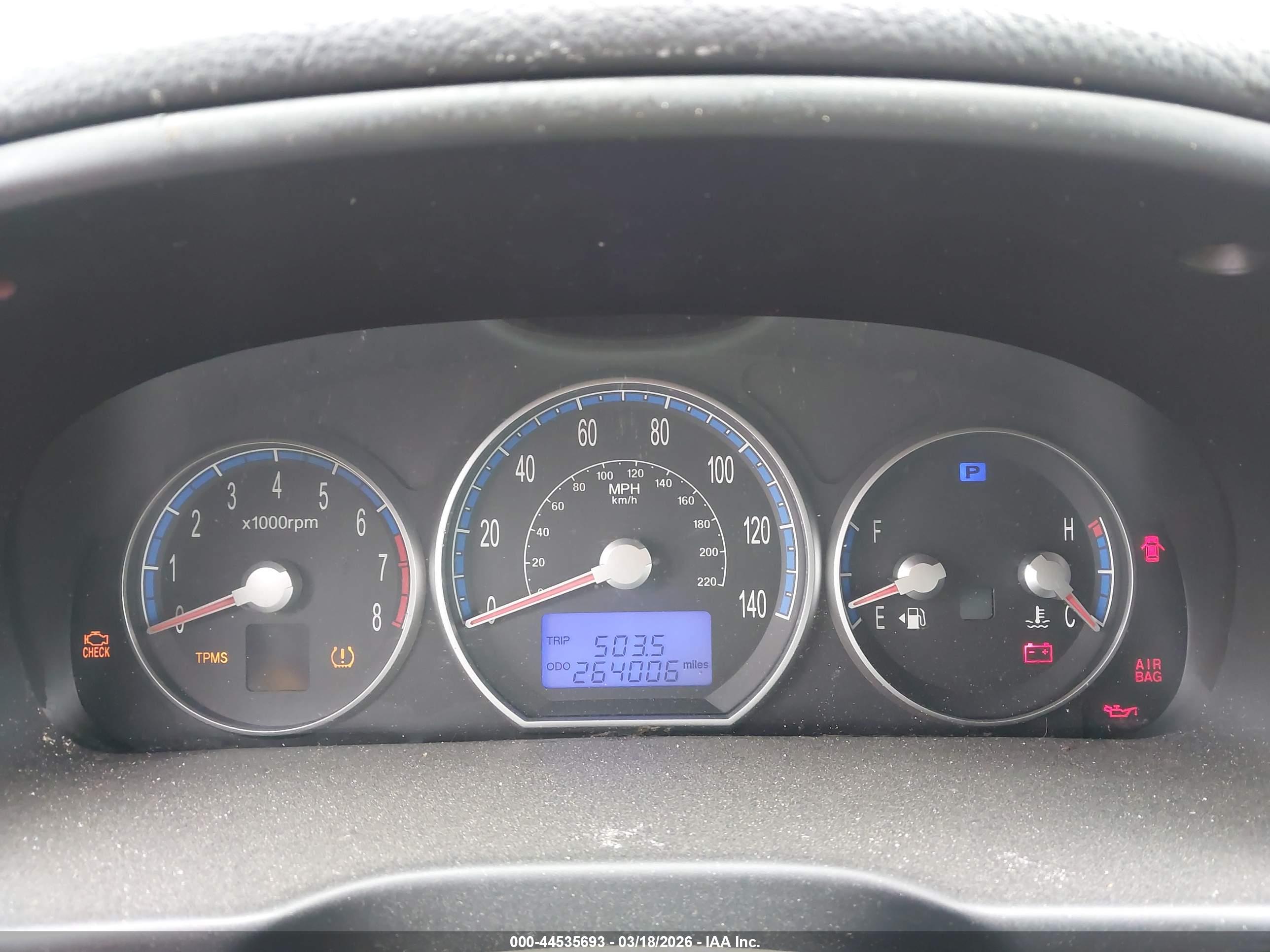 HYUNDAI SANTA image 7