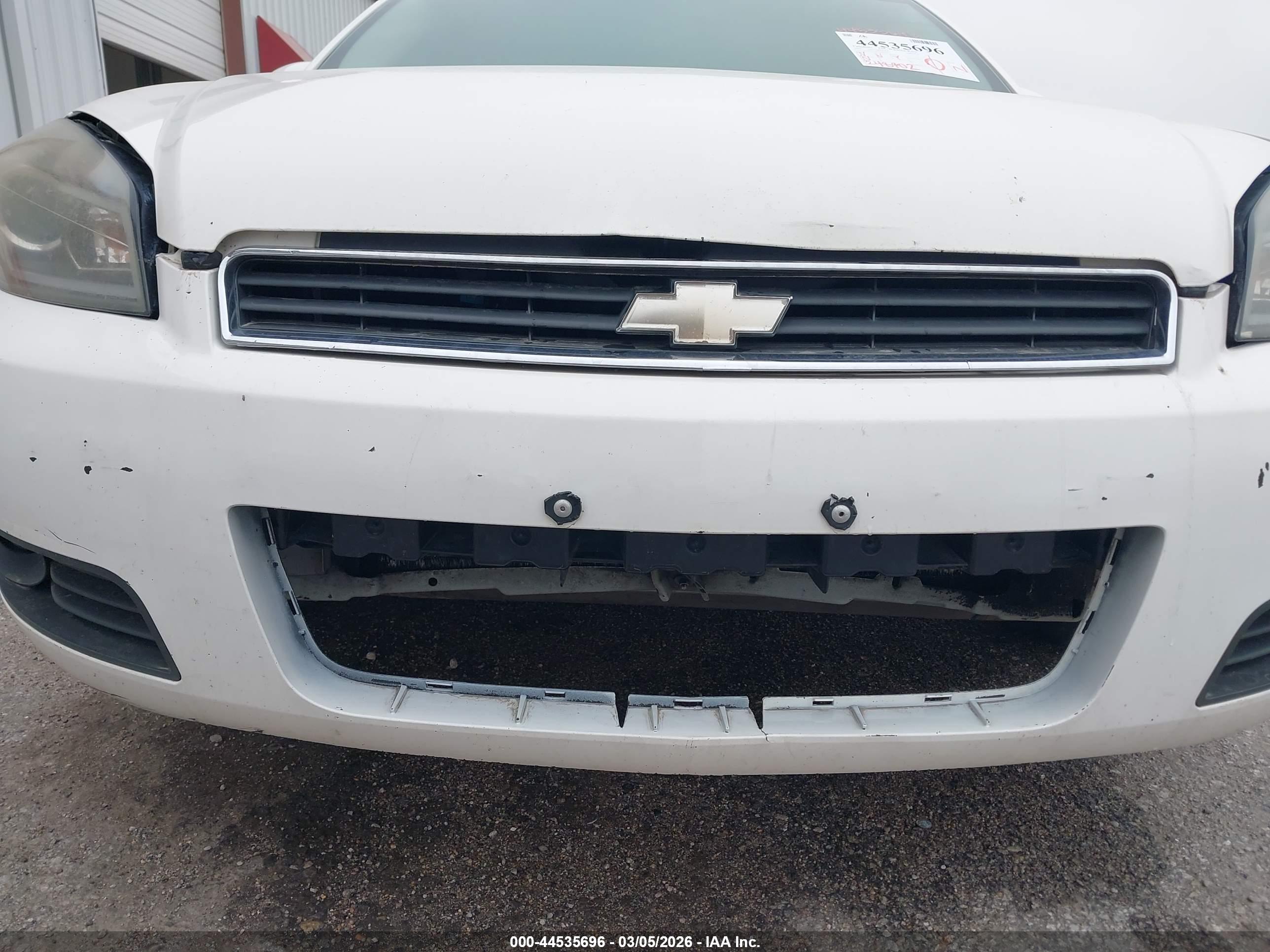 CHEVROLET IMPALA image 6