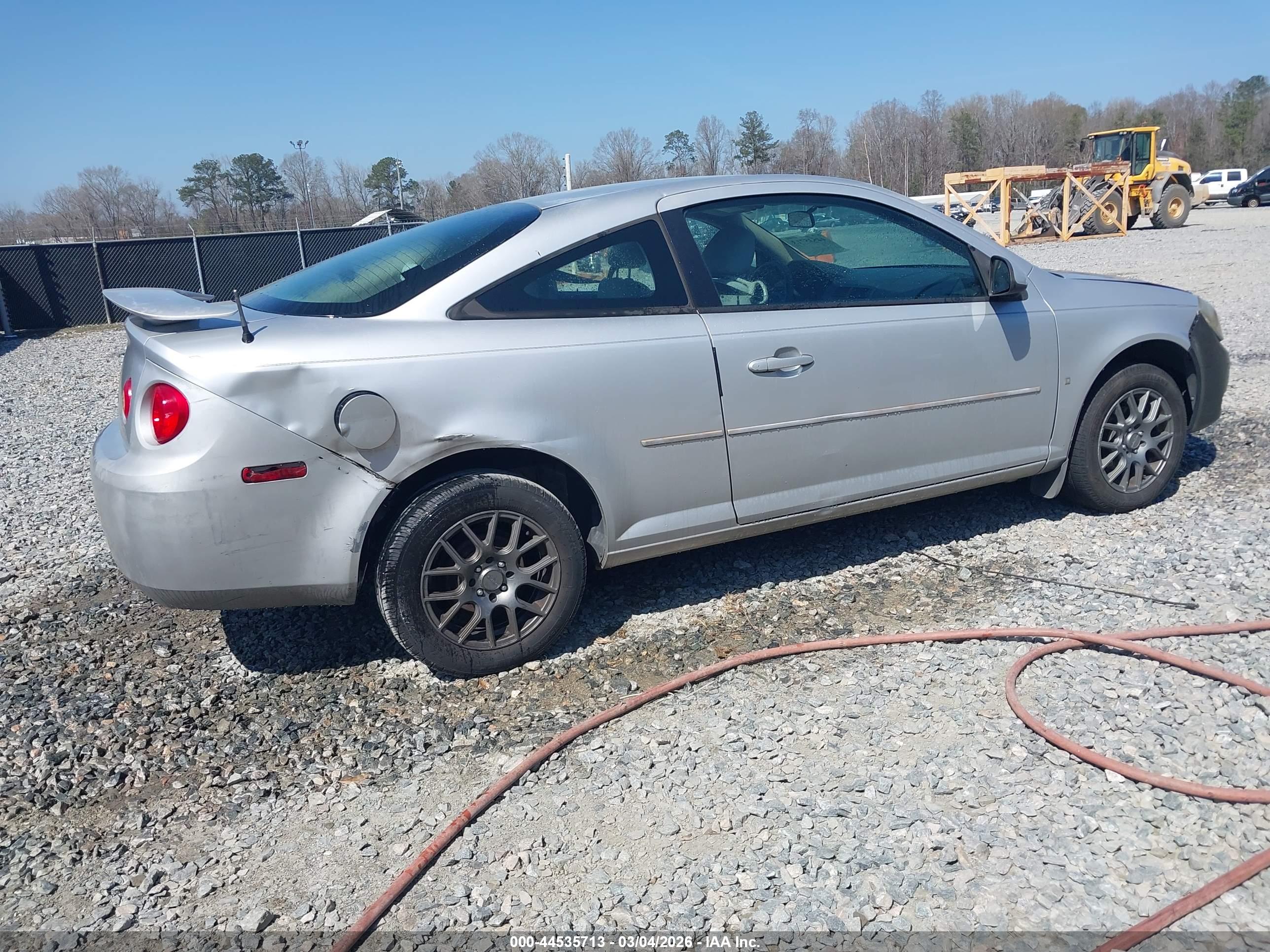 CHEVROLET COBALT image 4