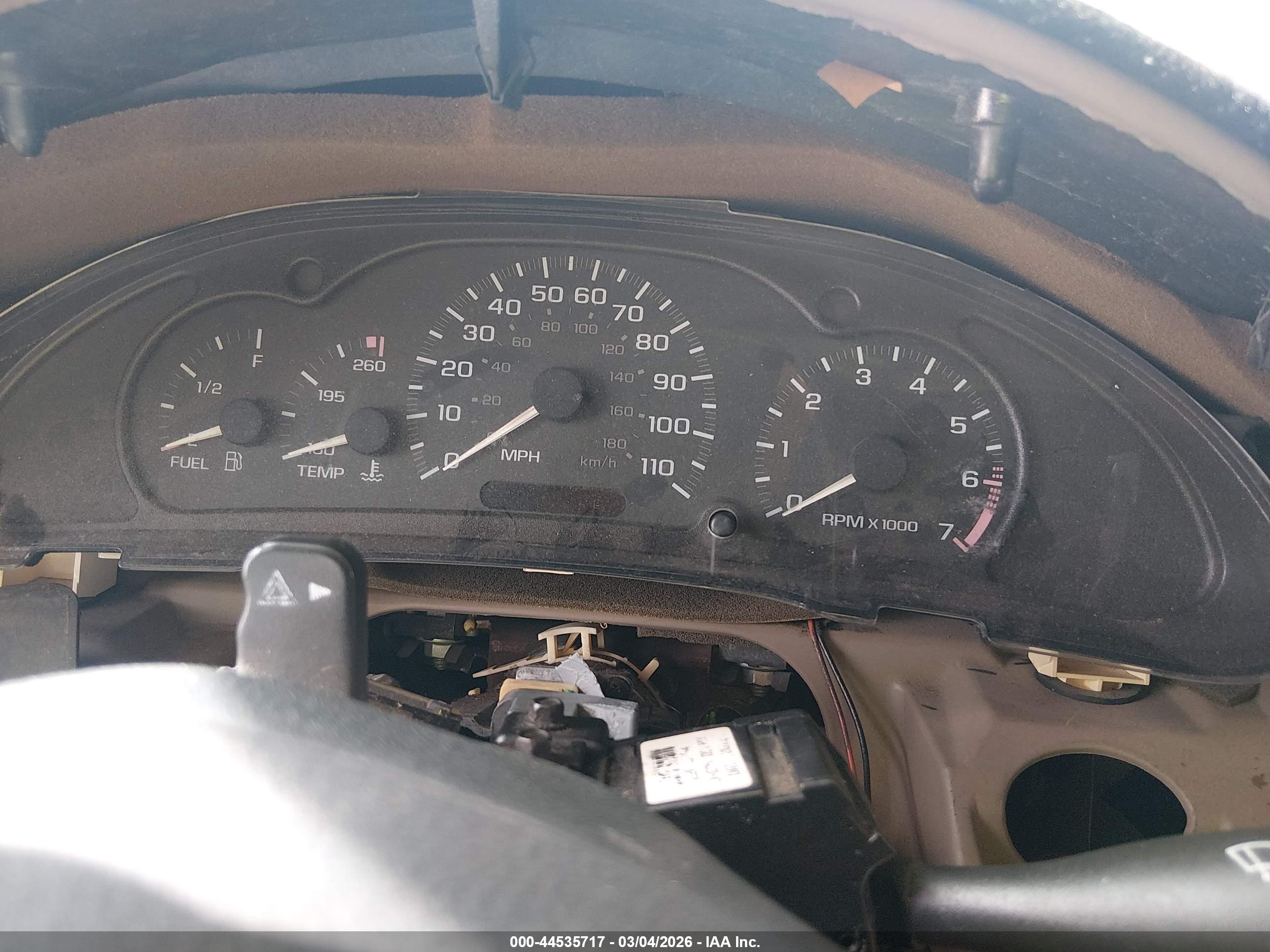 CHEVROLET CAVALIER image 7