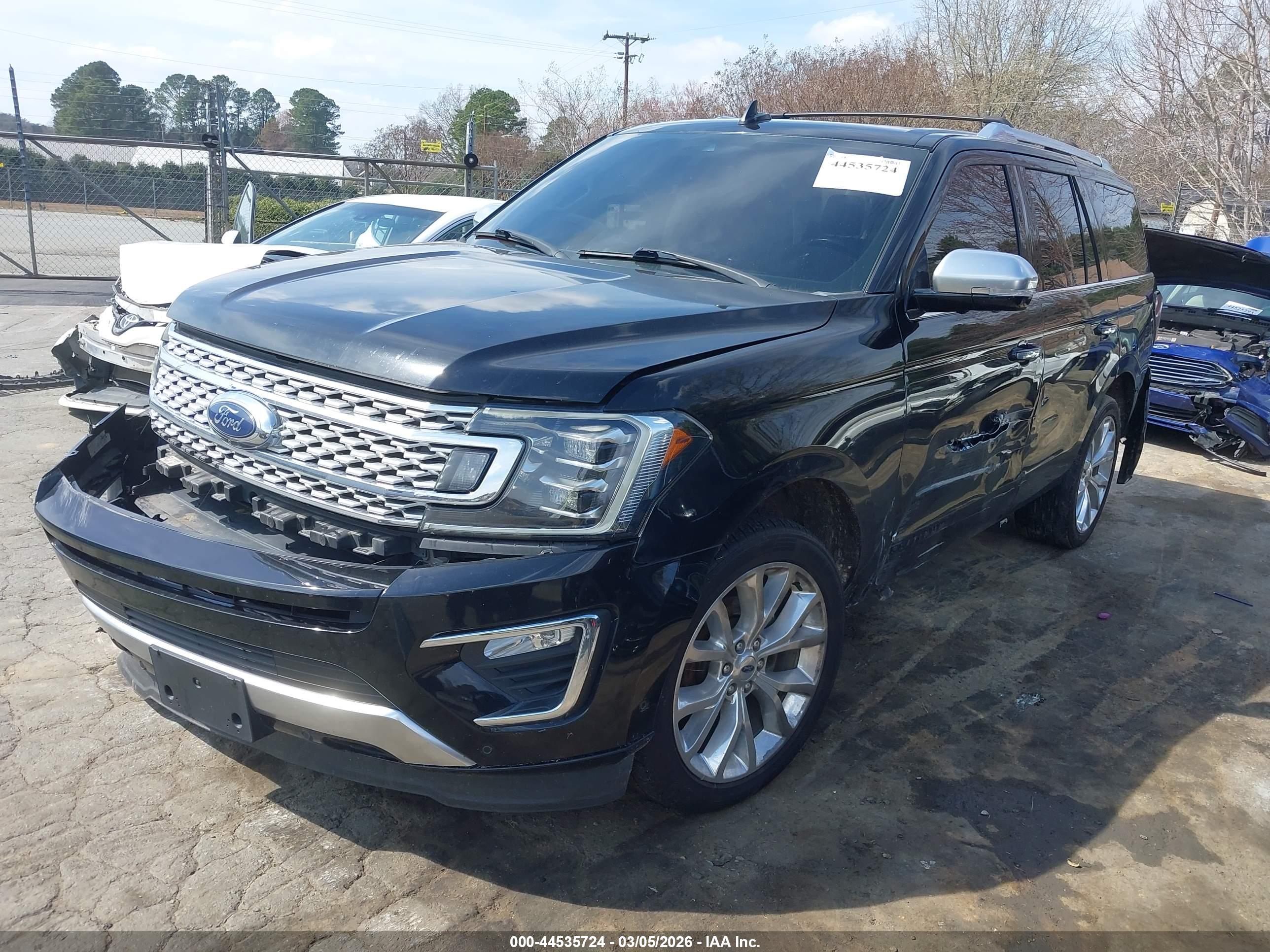 FORD EXPEDITION image 2