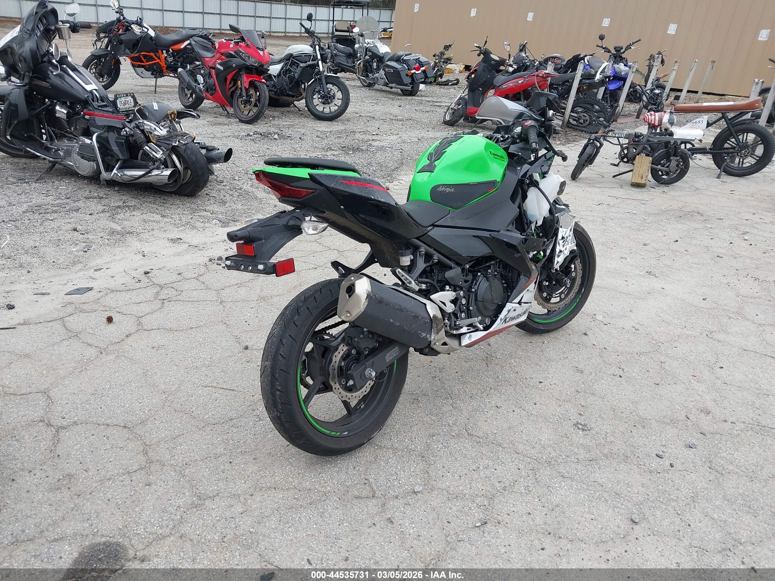 KAWASAKI EX400 image 4
