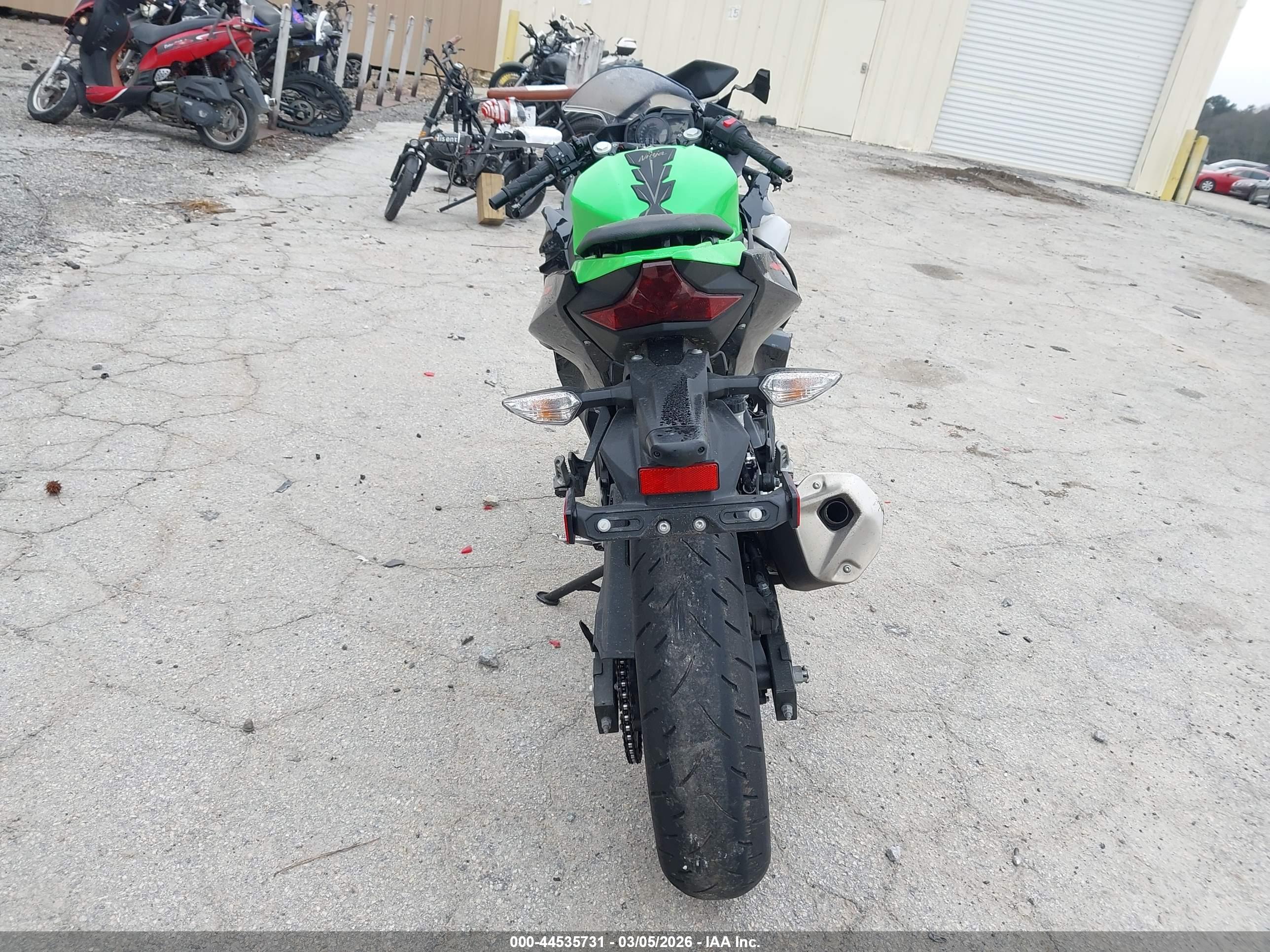 KAWASAKI EX400 image 6