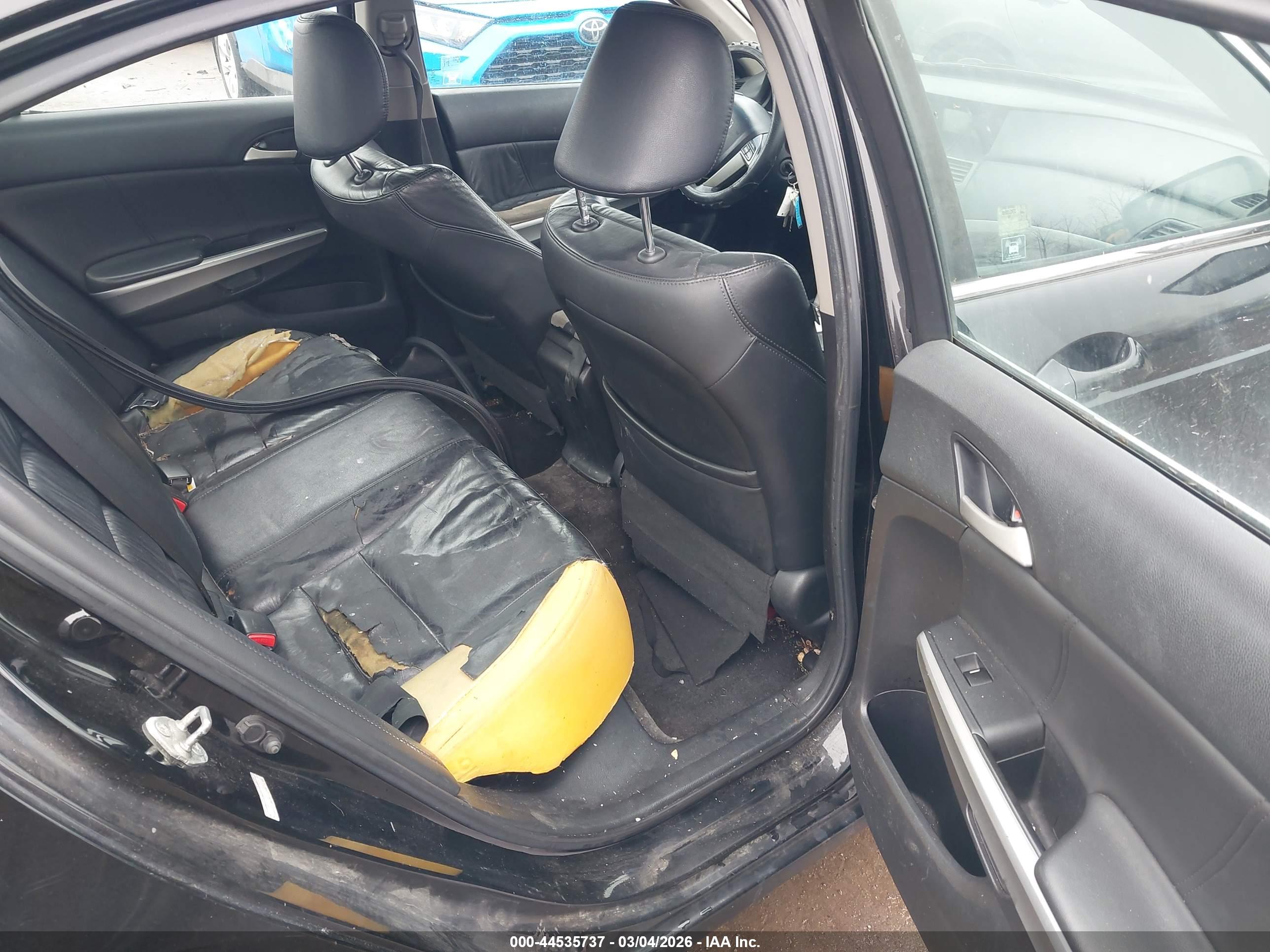 HONDA ACCORD image 8