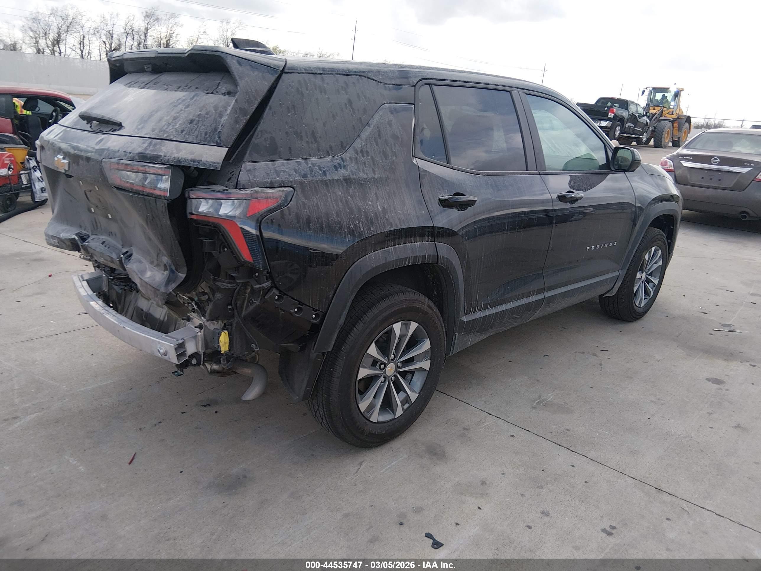 CHEVROLET EQUINOX image 4