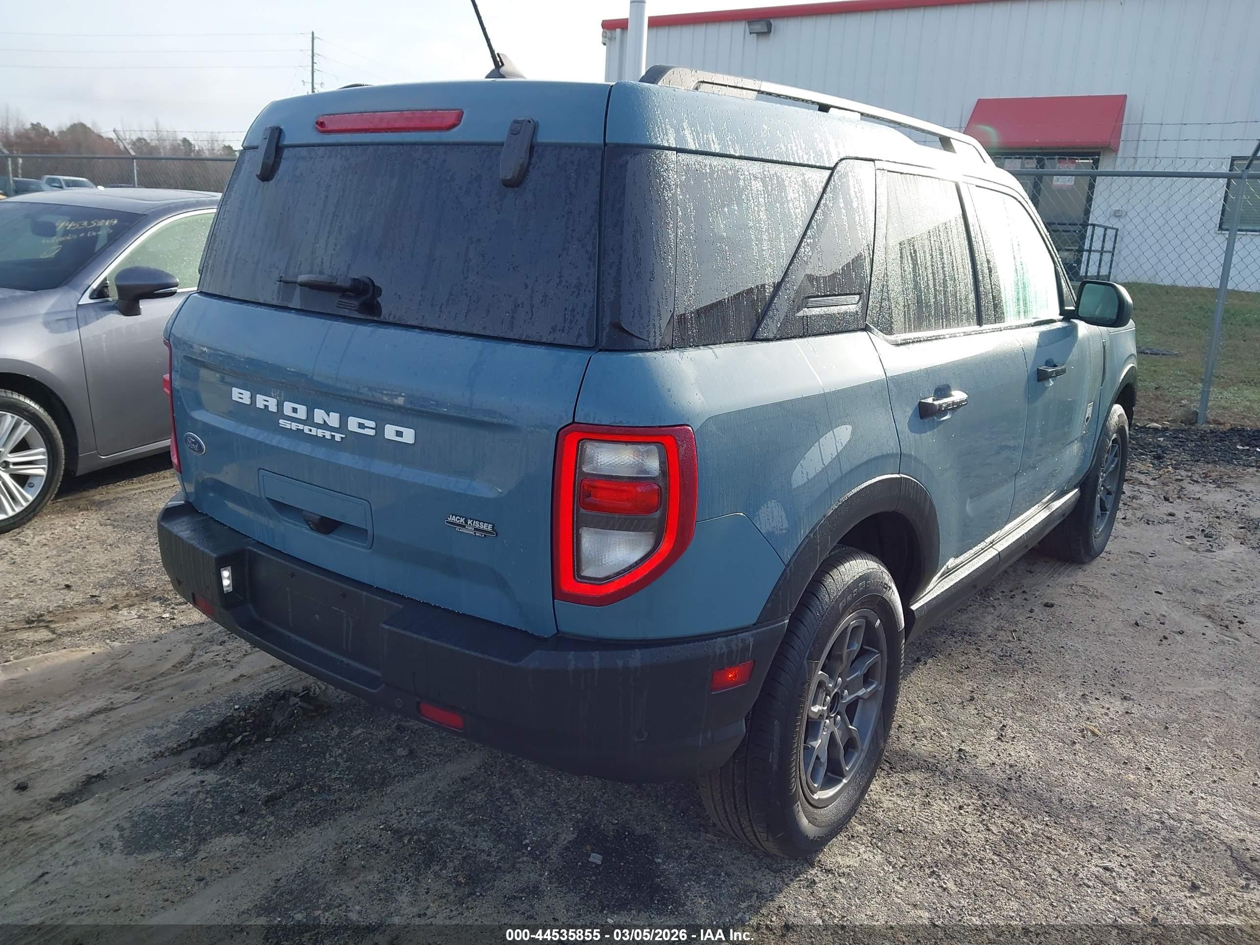 FORD BRONCO image 4