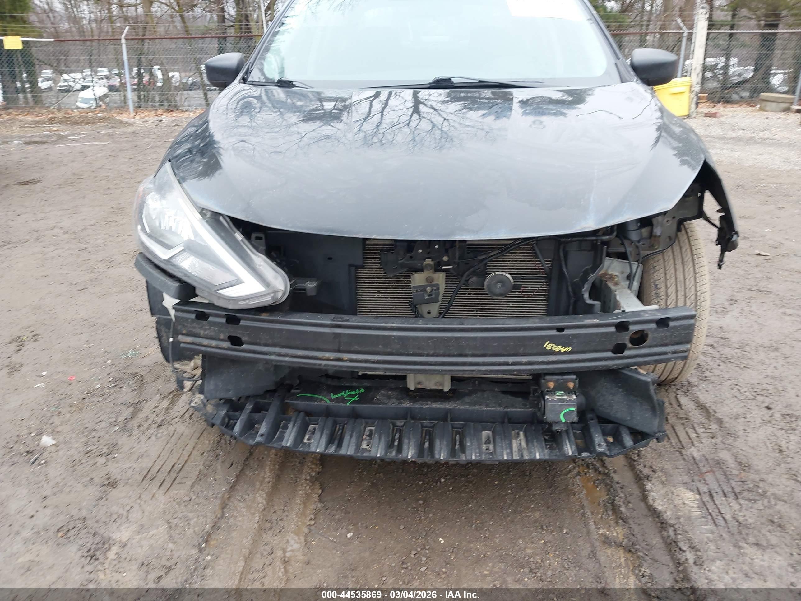 NISSAN SENTRA image 6