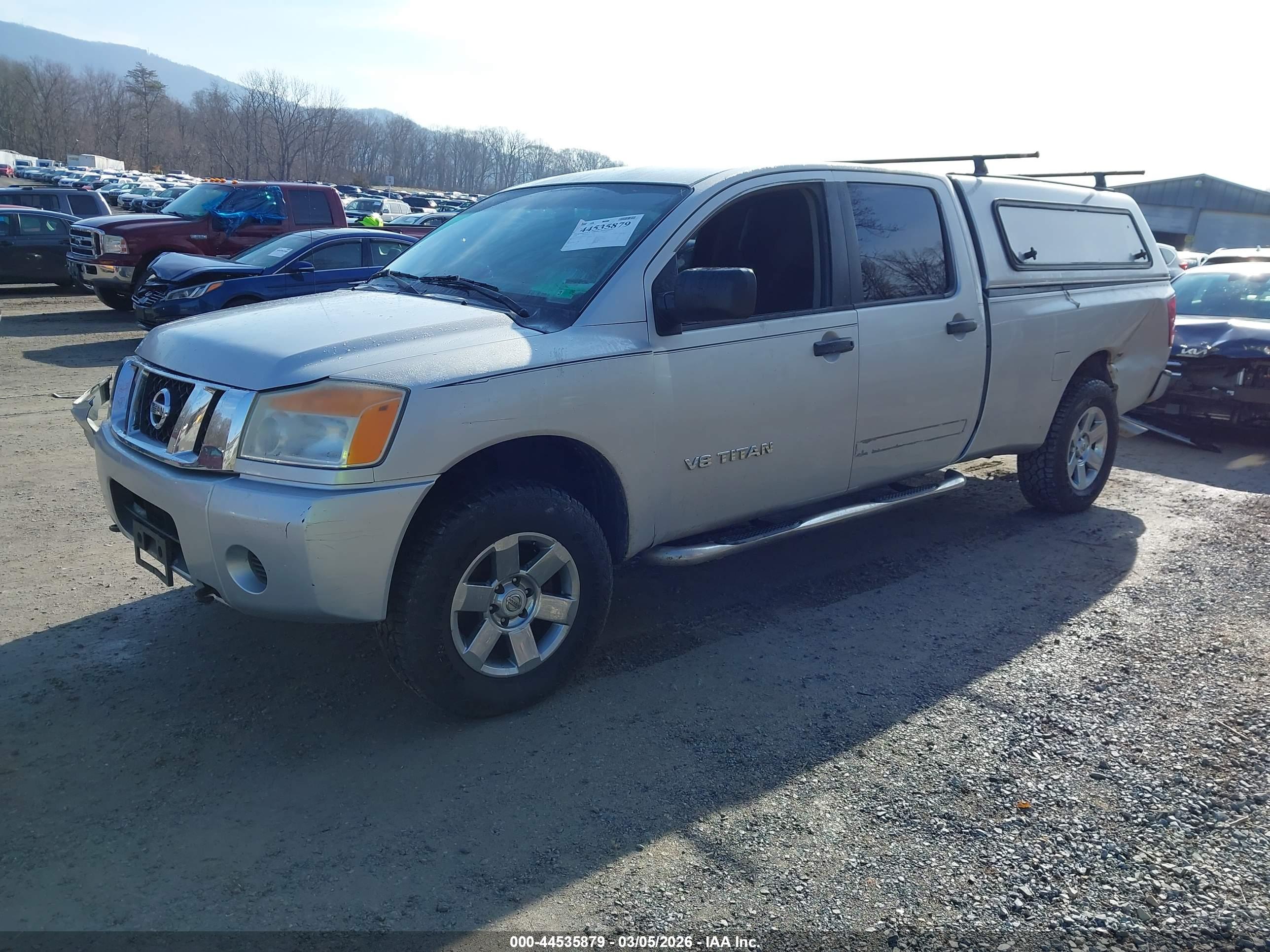 NISSAN TITAN image 2