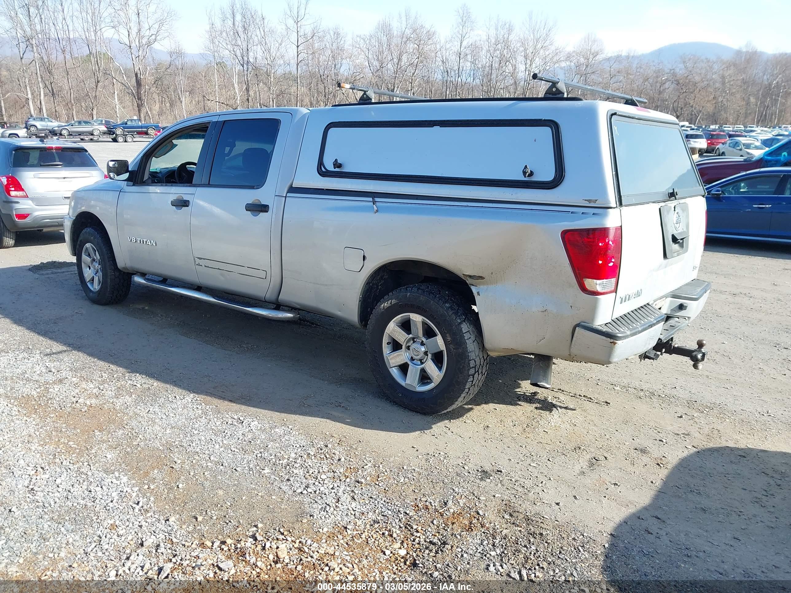 NISSAN TITAN image 3