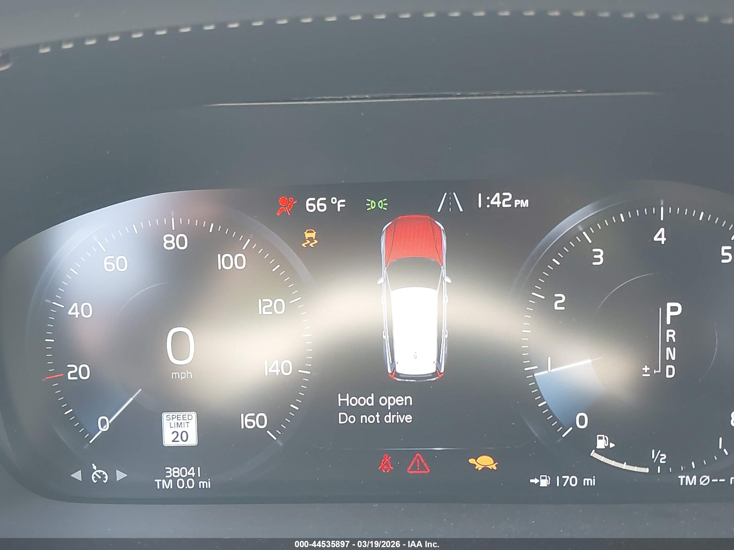 VOLVO V60 image 7