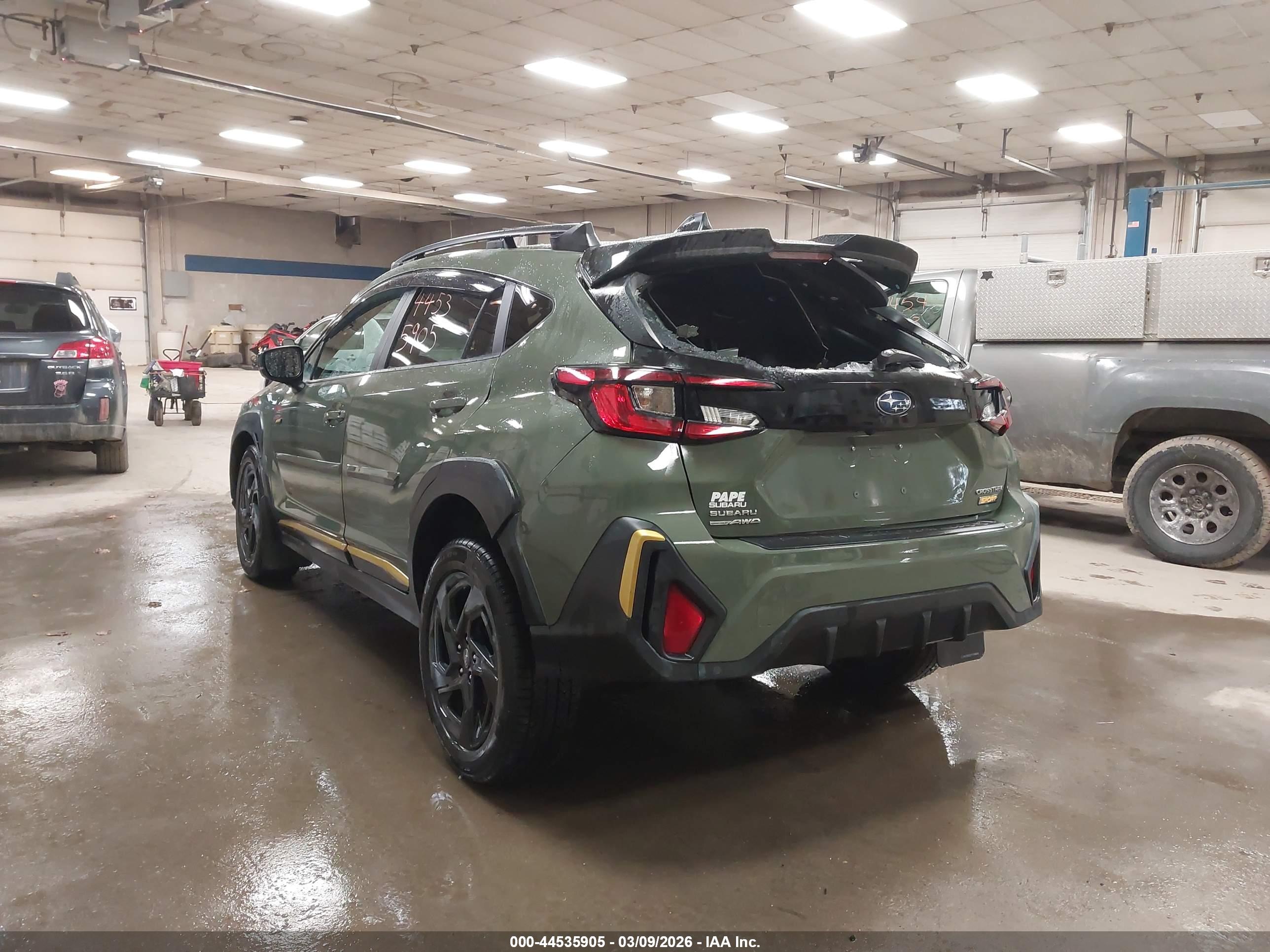 SUBARU CROSSTREK image 3