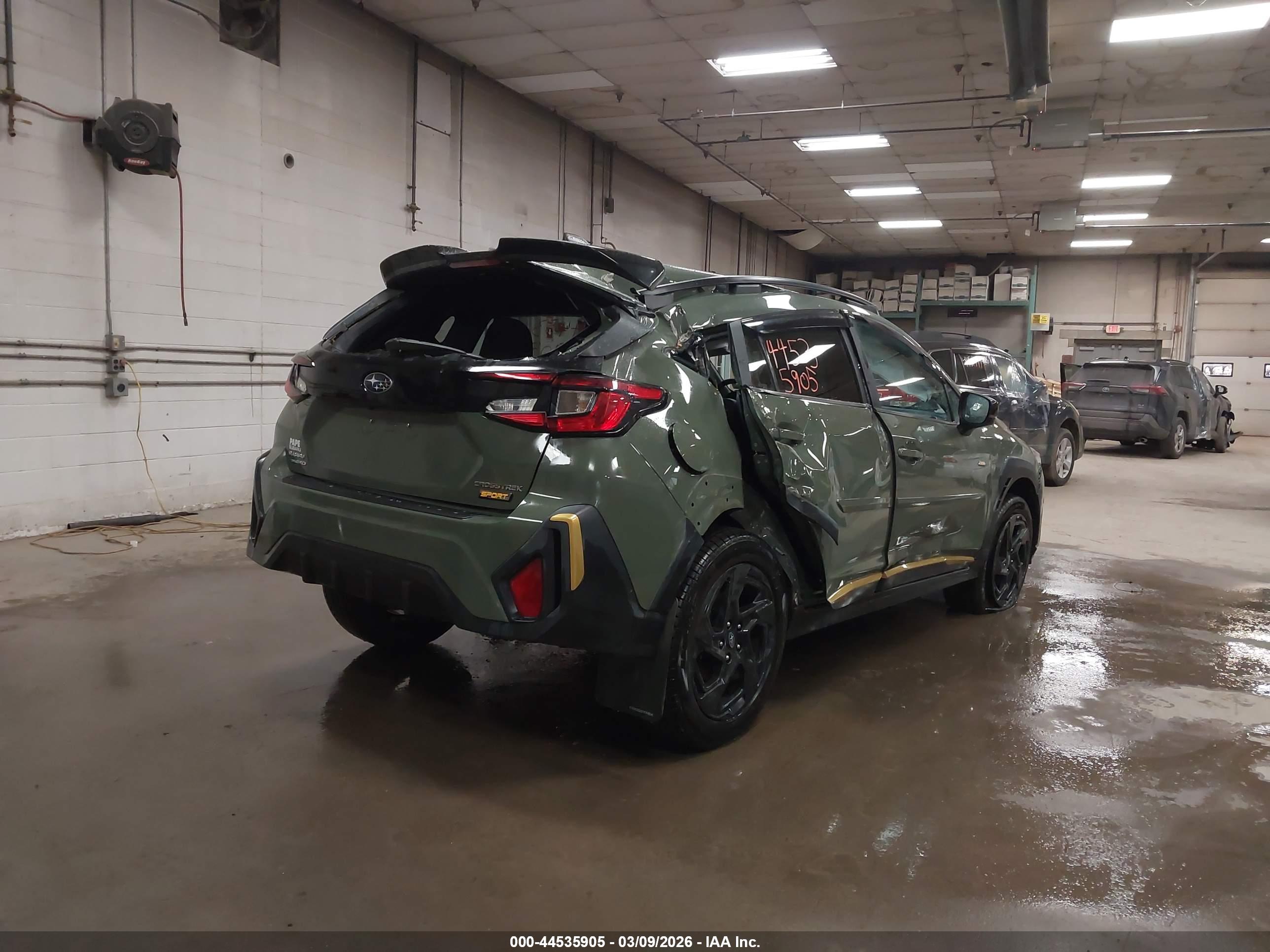 SUBARU CROSSTREK image 4
