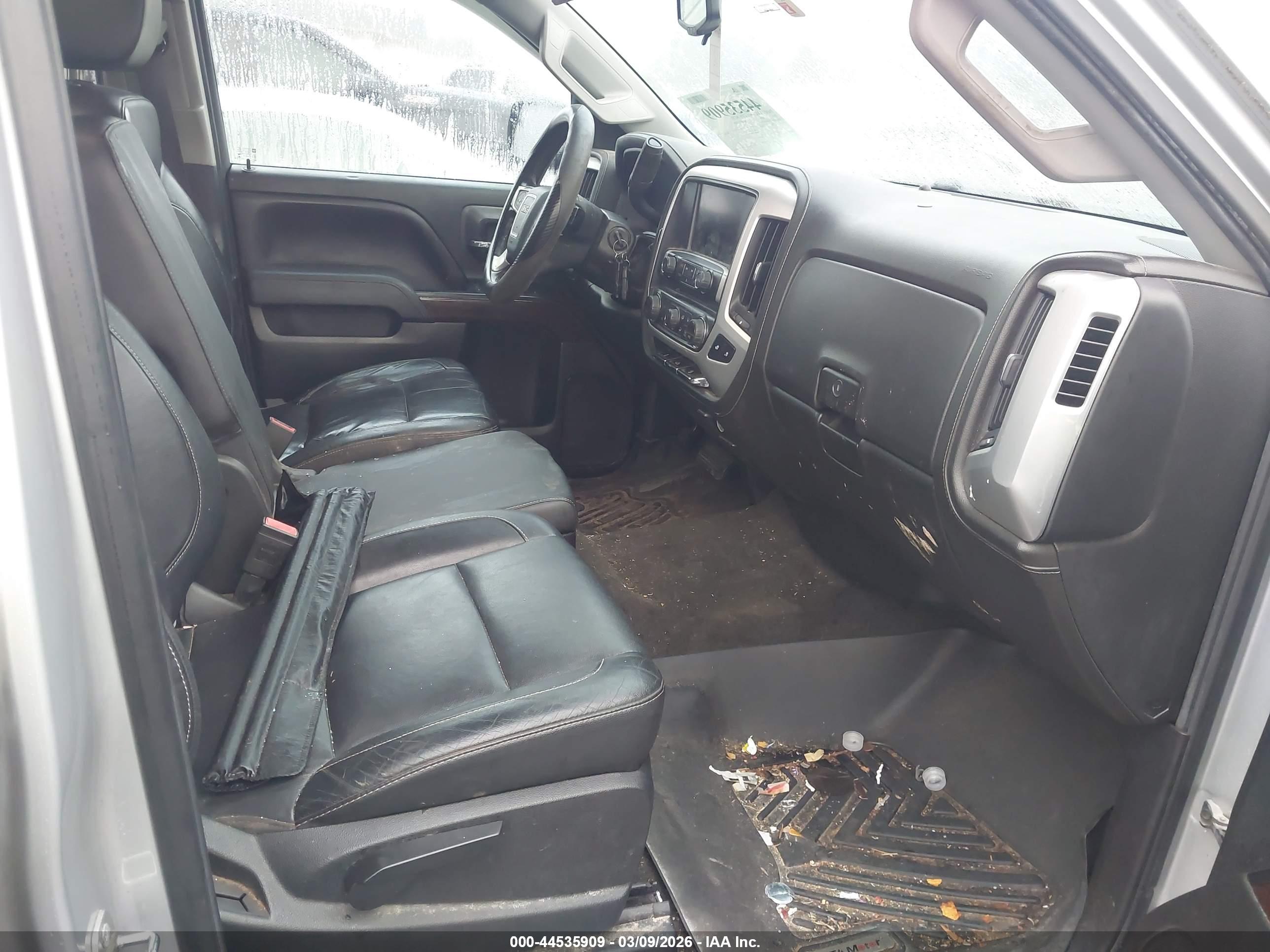 GMC SIERRA image 5