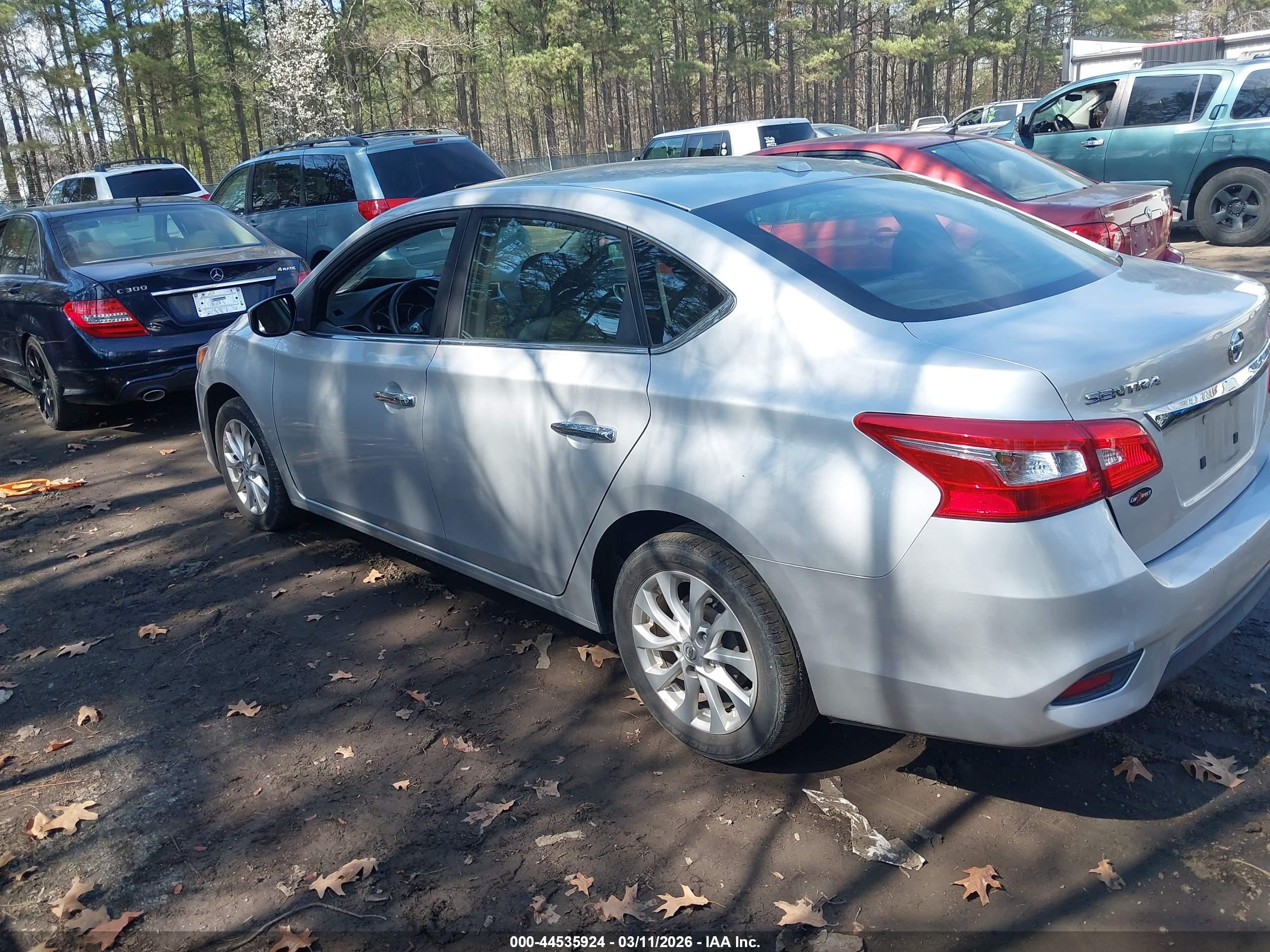 NISSAN SENTRA image 3