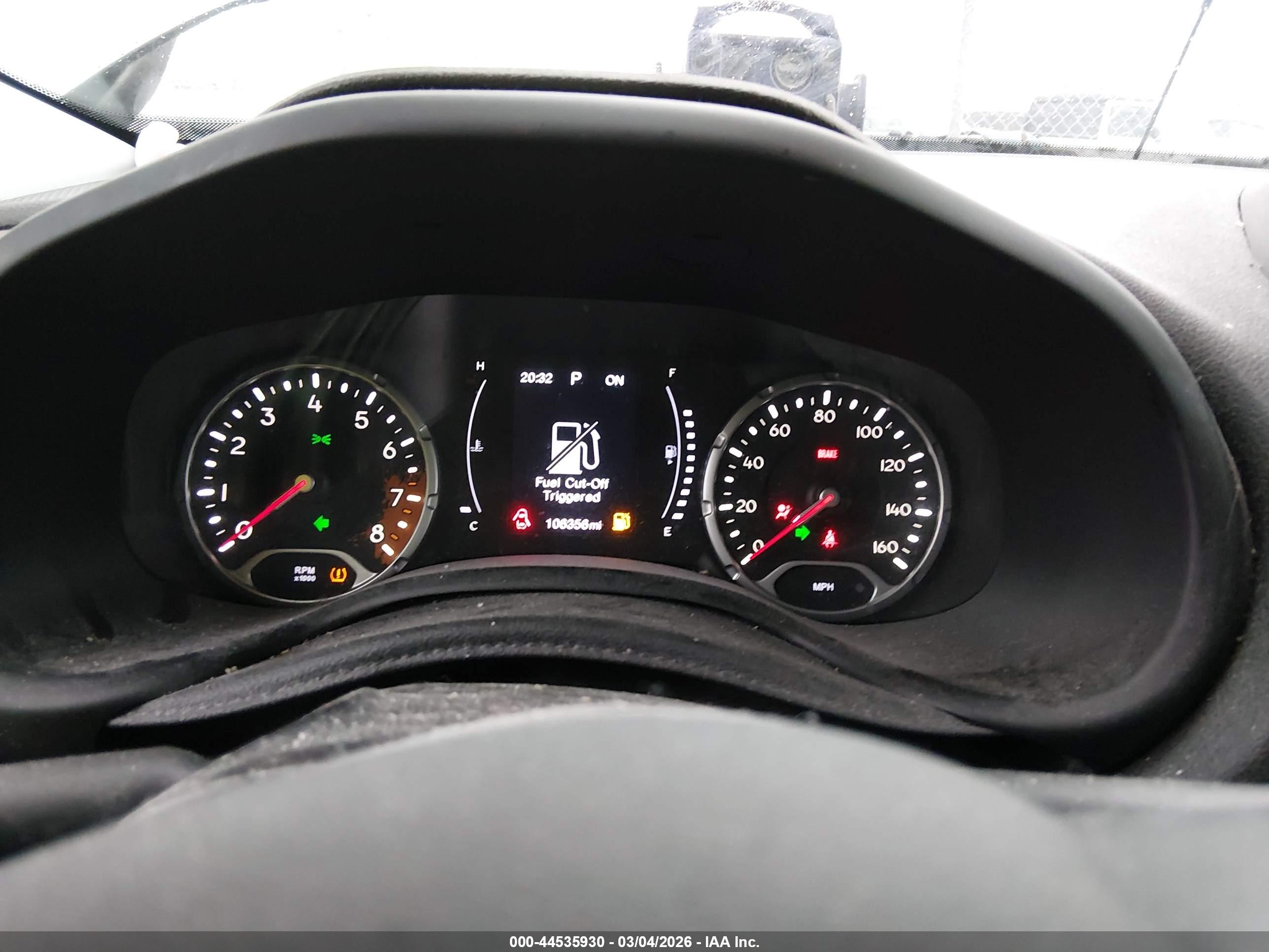 JEEP RENEGADE image 7