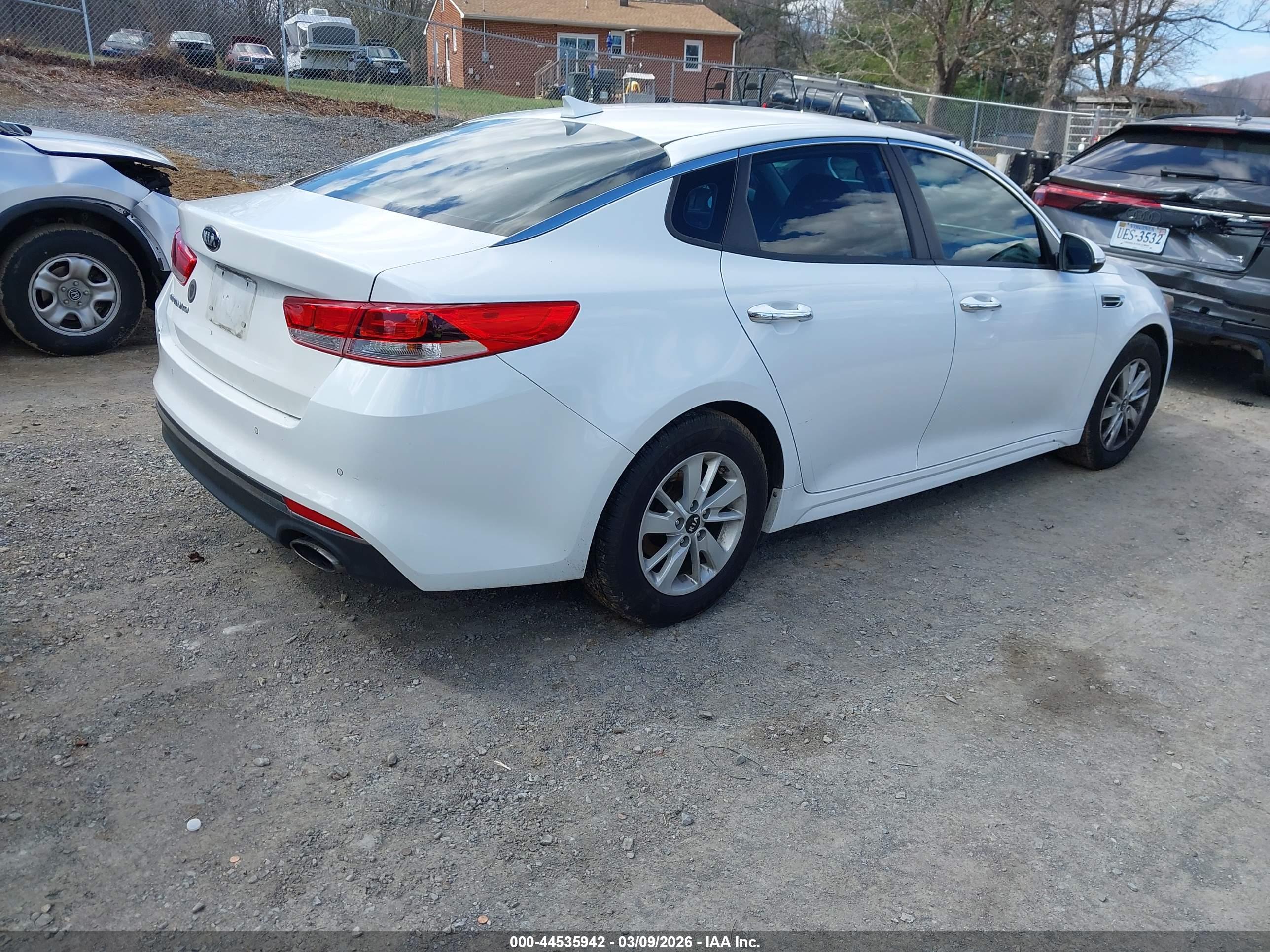 KIA OPTIMA image 4