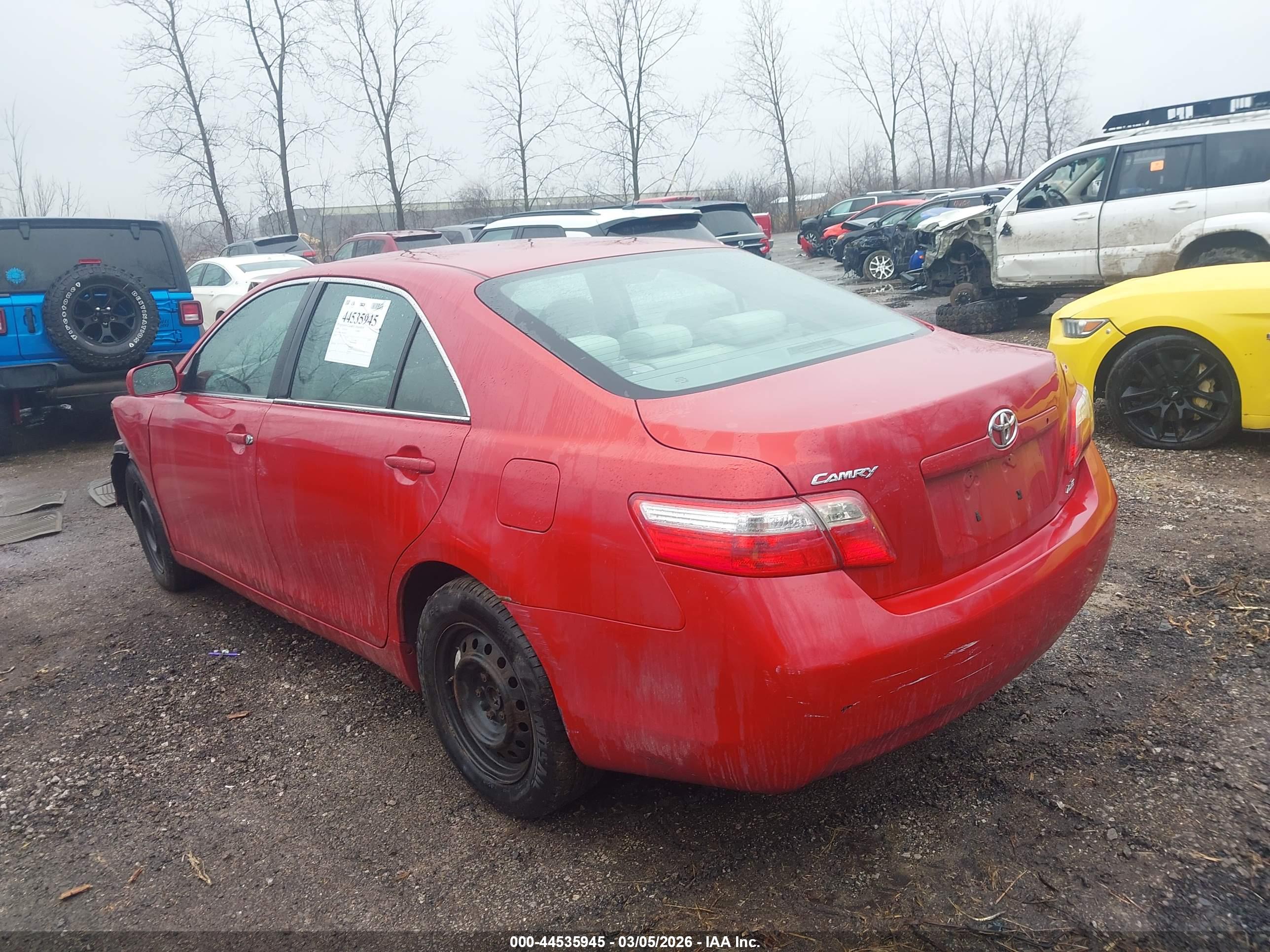 TOYOTA CAMRY image 3