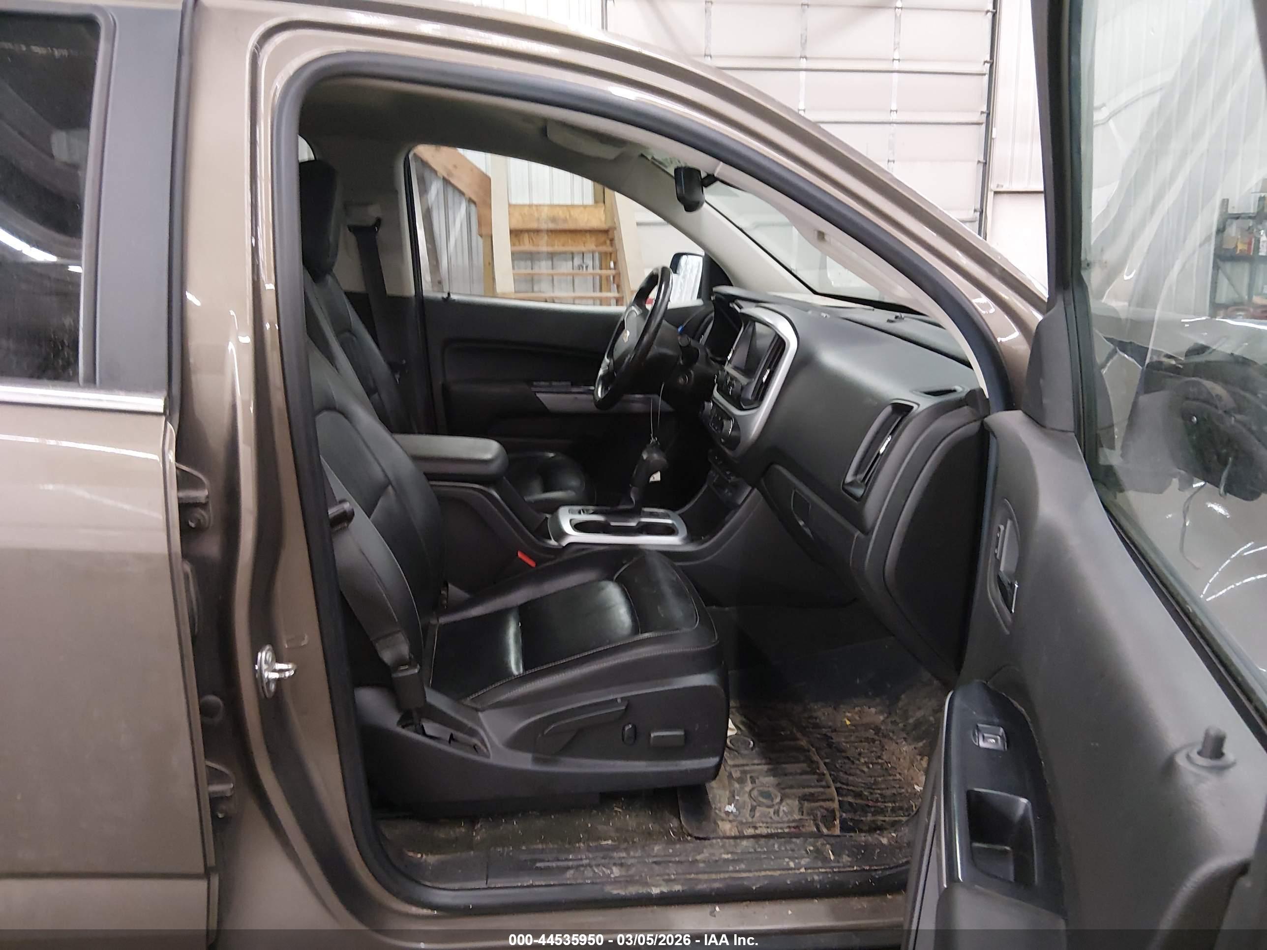 CHEVROLET COLORADO image 5
