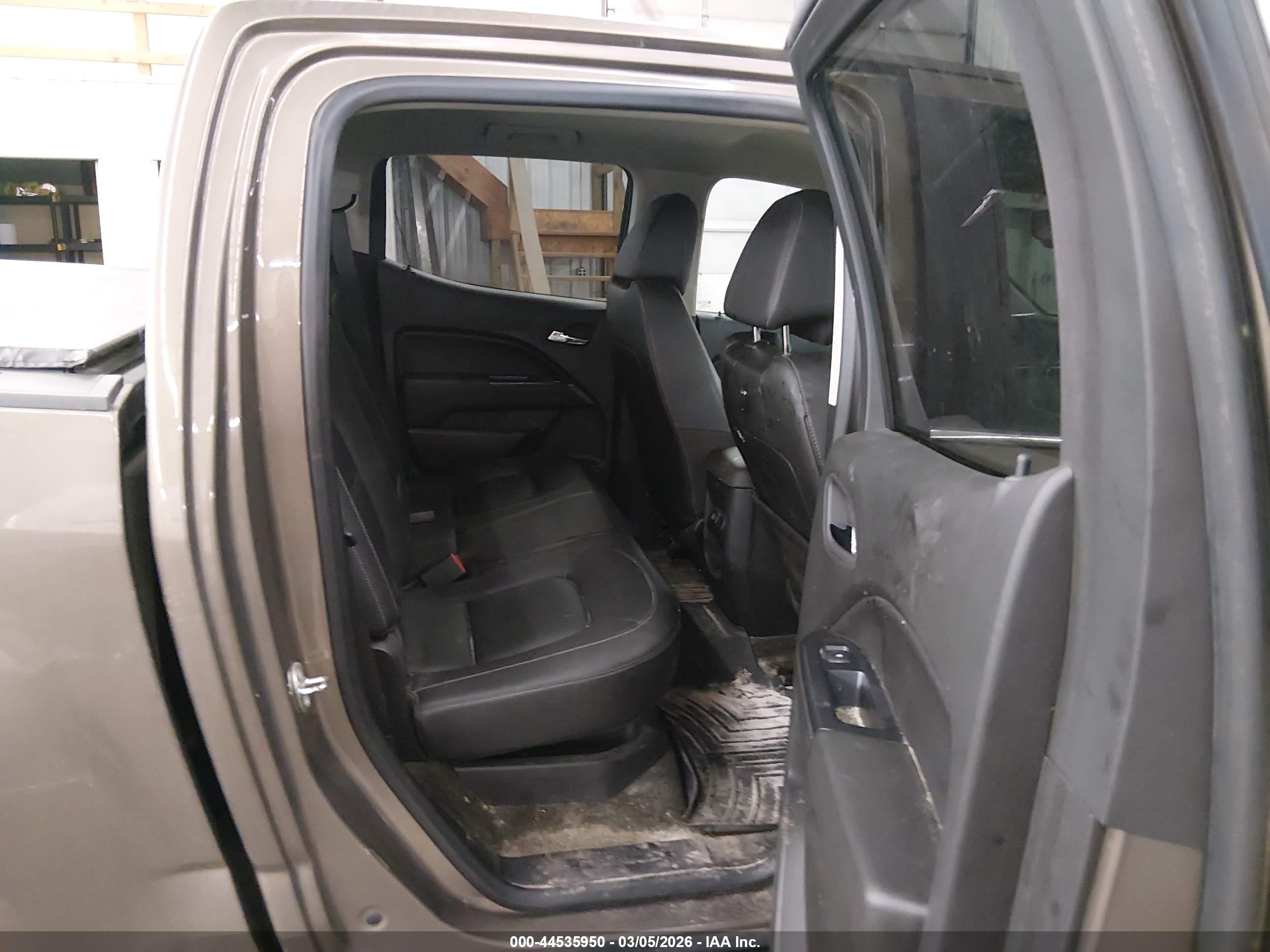 CHEVROLET COLORADO image 8