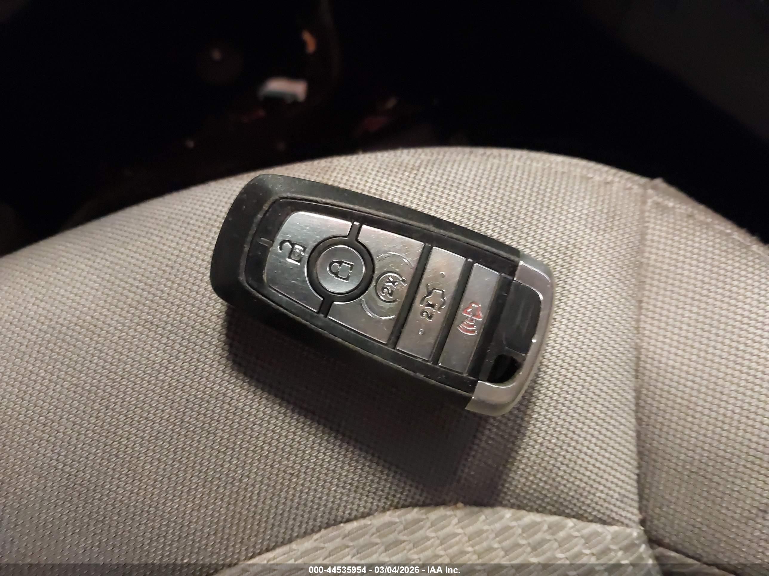 FORD EXPLORER image 11