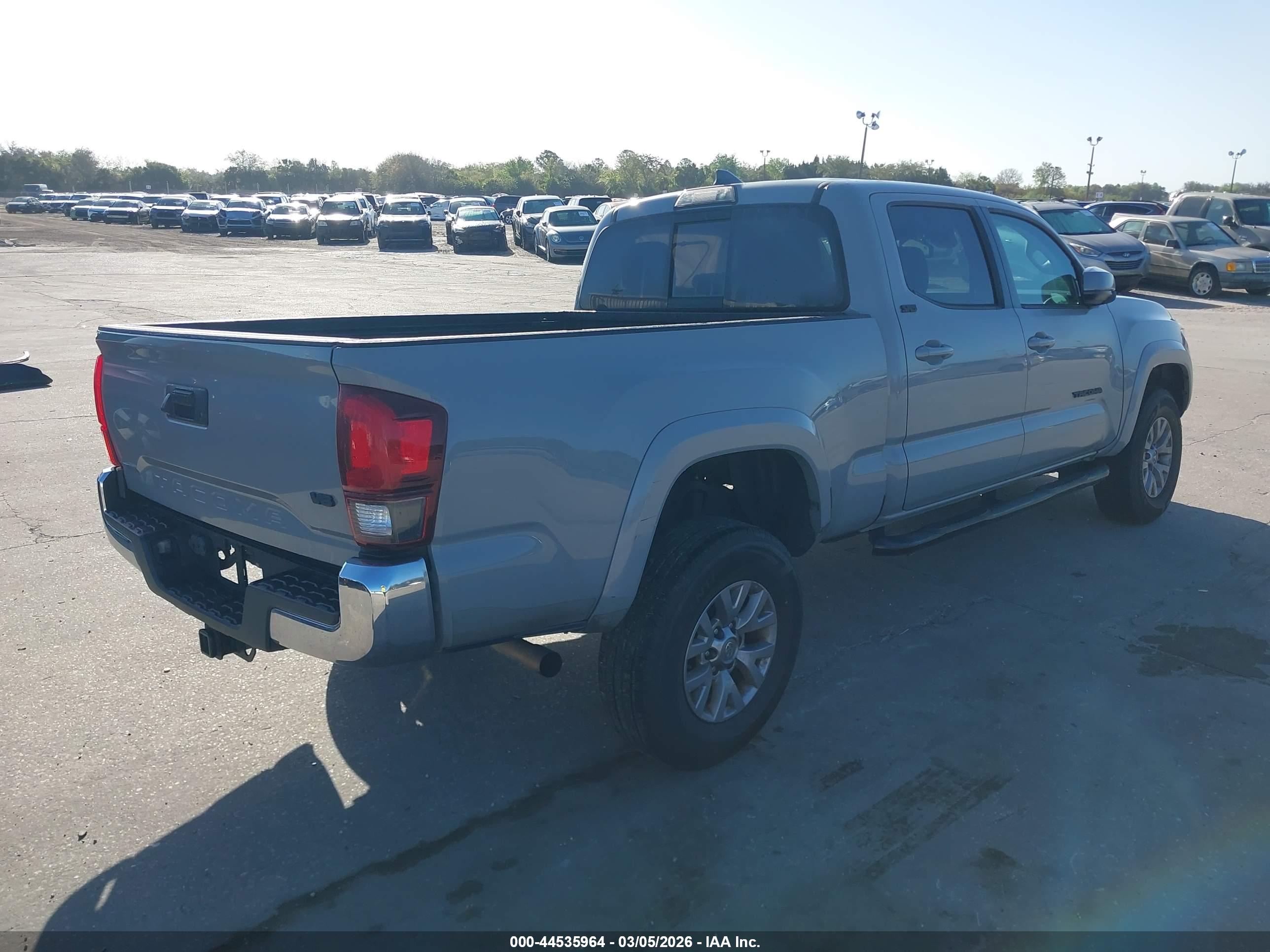 TOYOTA TACOMA image 4