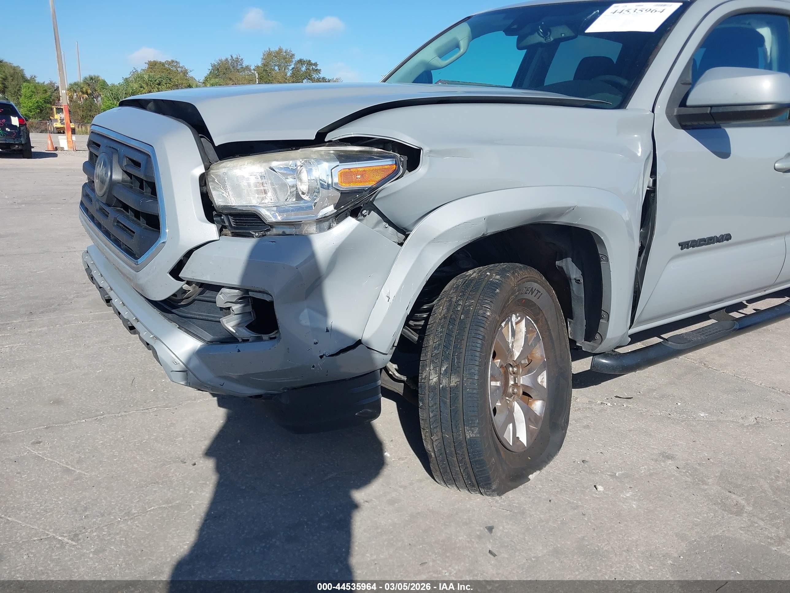 TOYOTA TACOMA image 6