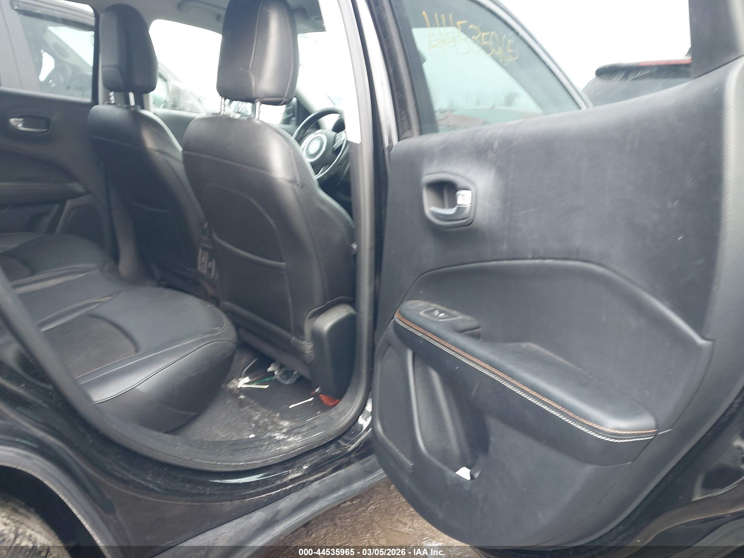 JEEP COMPASS image 8